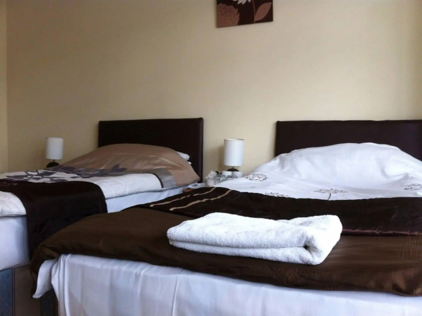 Three Bridges B & B - Gatwick