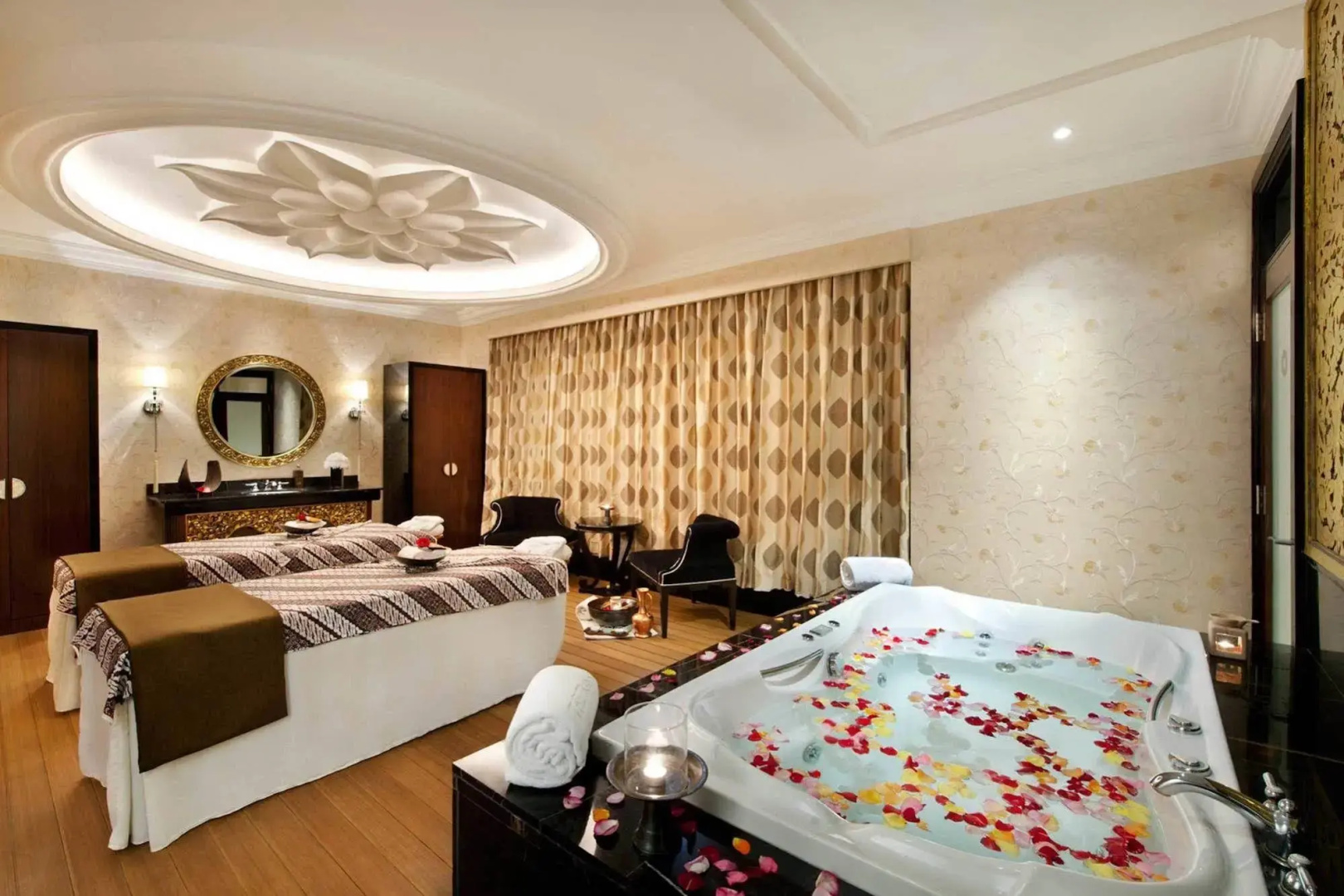 The Trans Luxury Hotel