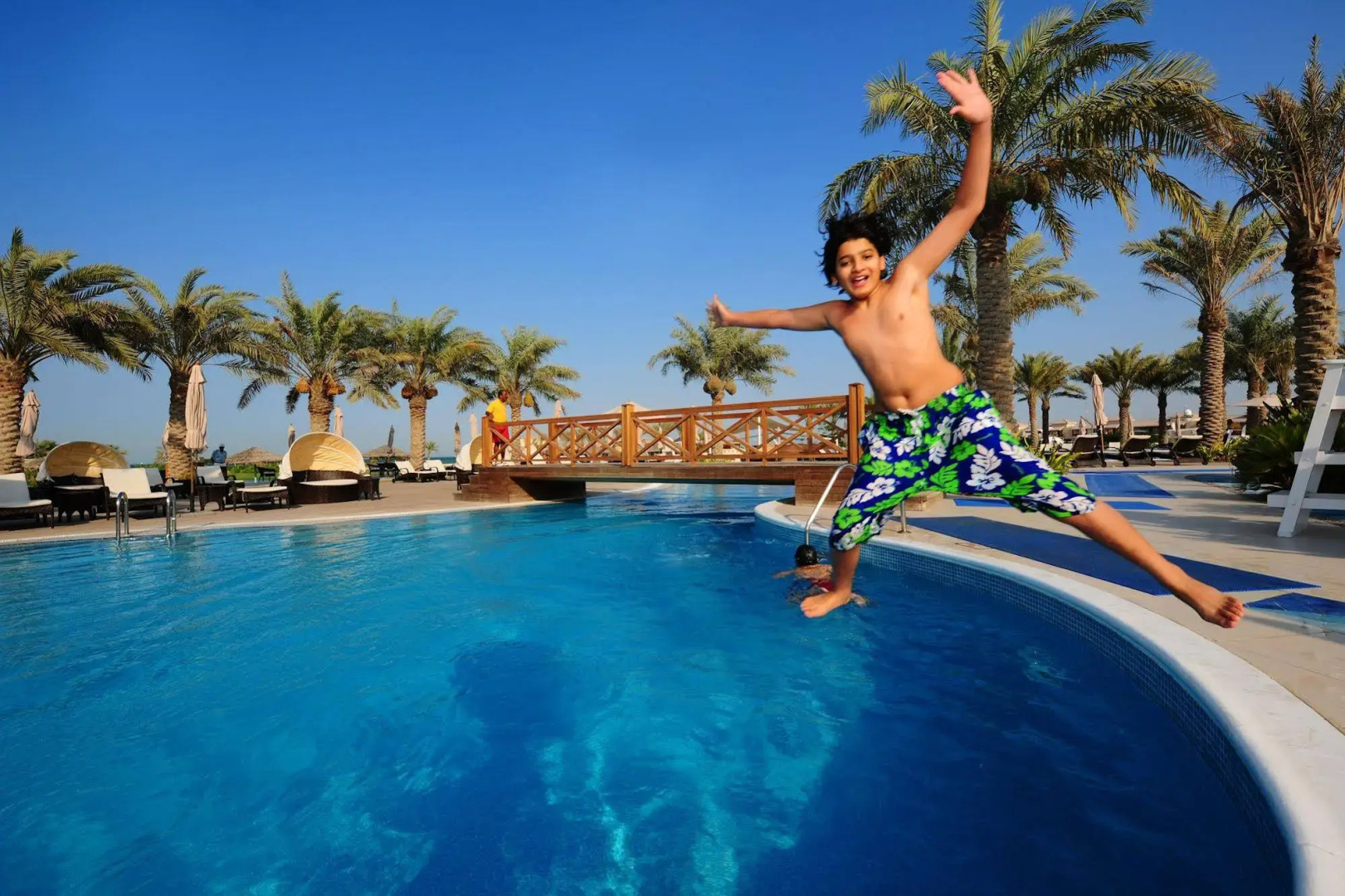 Al Bander Hotel & Resort