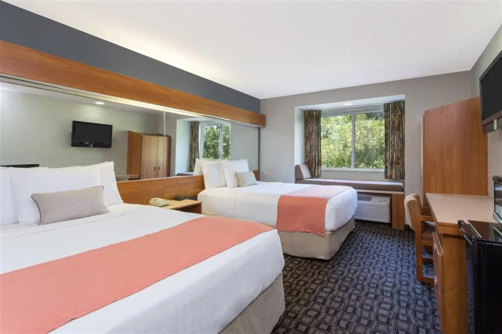 Microtel Inn & Suites by Wyndham Brunswick