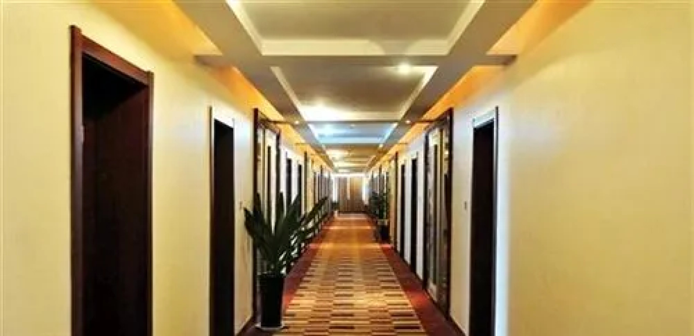 Wuyuan Qinghuawu International Hotel