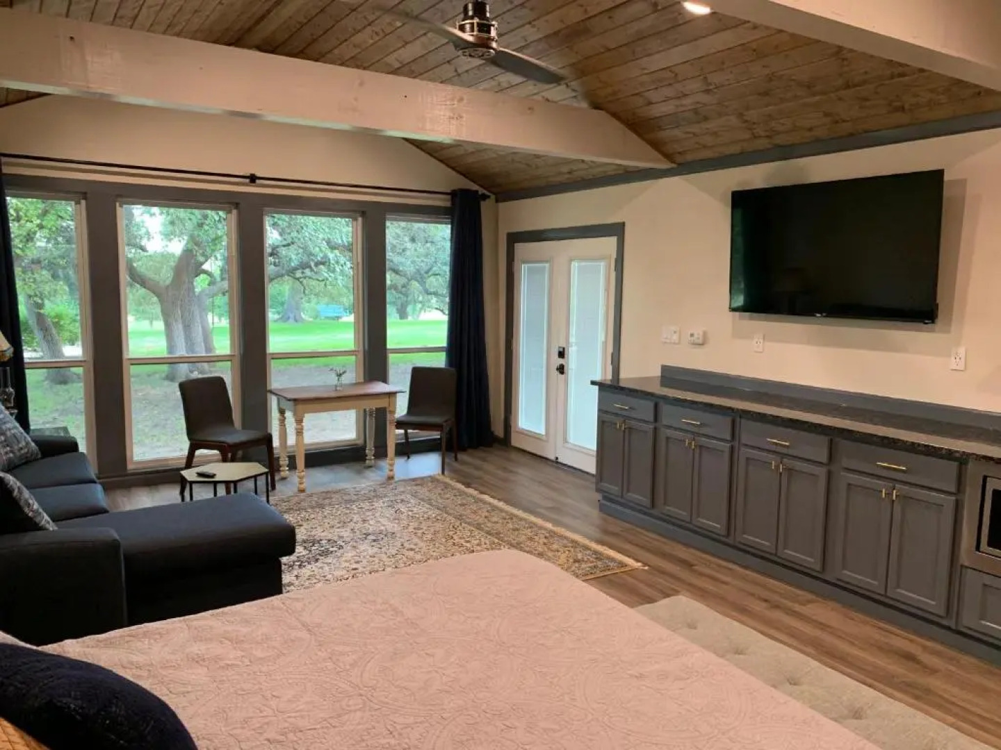 Salado Cottage Retreat near Downtown