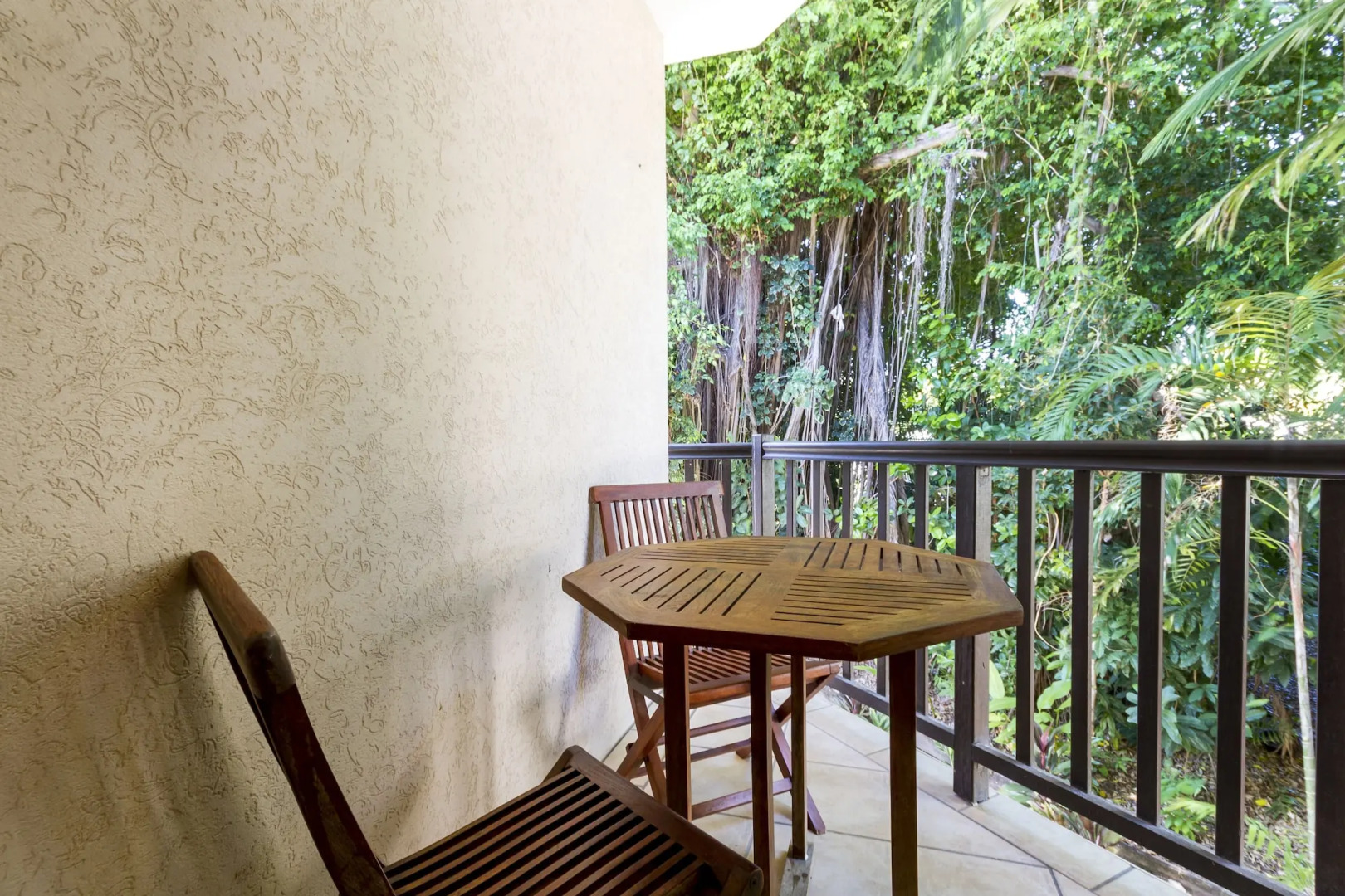 Hibiscus Resort & Spa