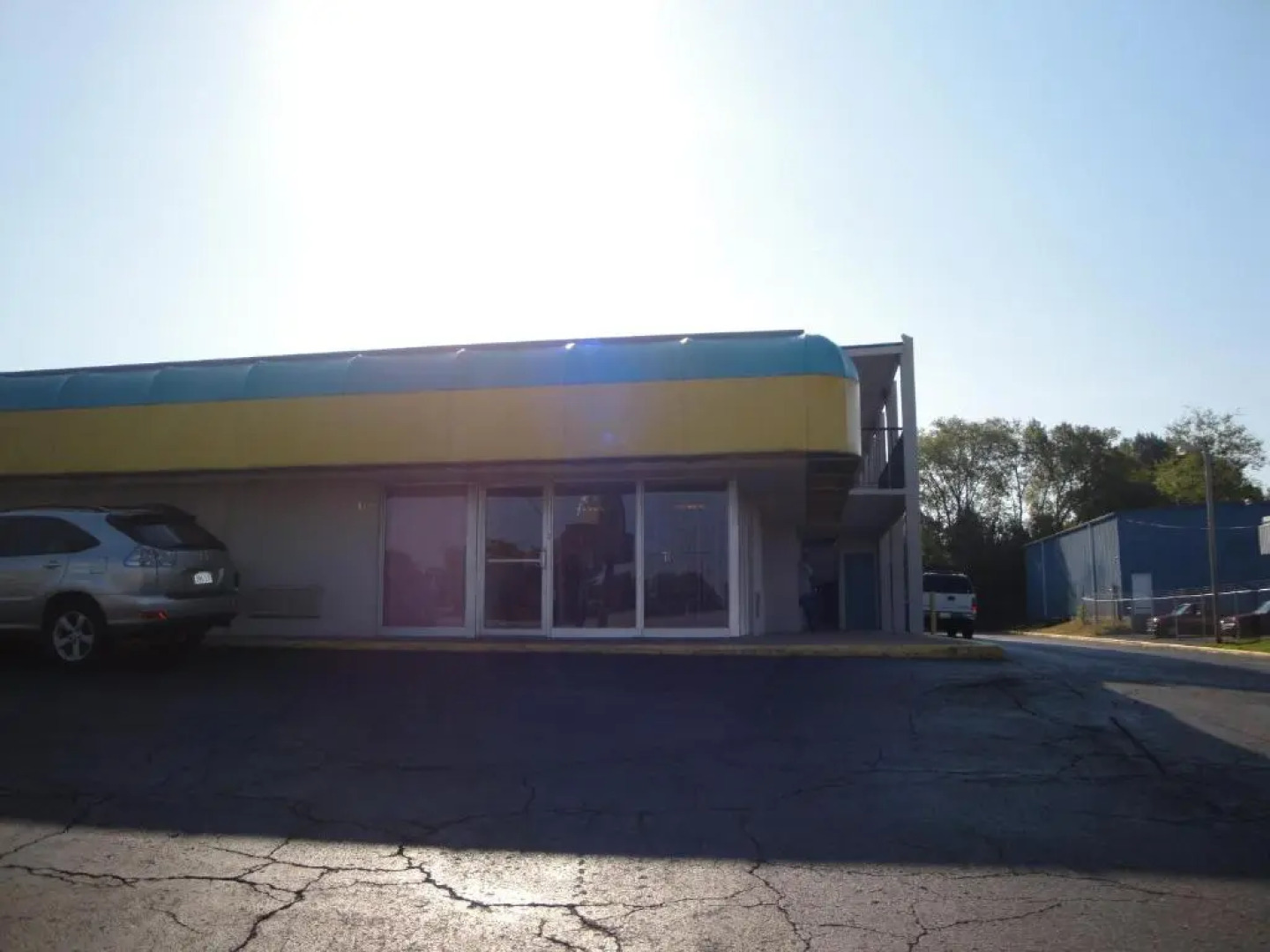 Red Carpet Inn & Suites