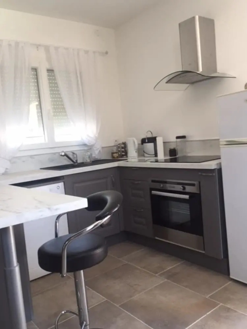 Apartment With one Bedroom in Connaux, With Pool Access, Enclosed Gard