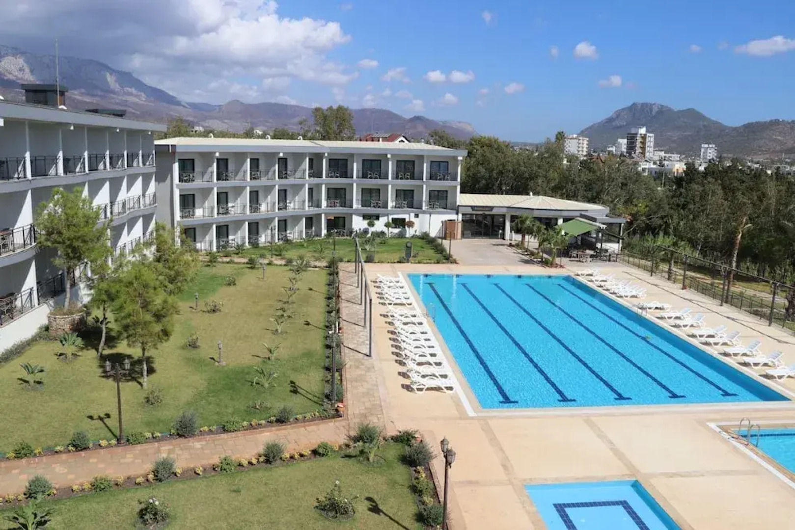 Toros Holiday Resort & Spa