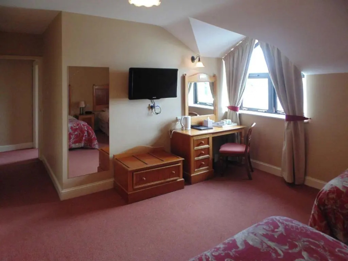 Óstán Oileán Acla