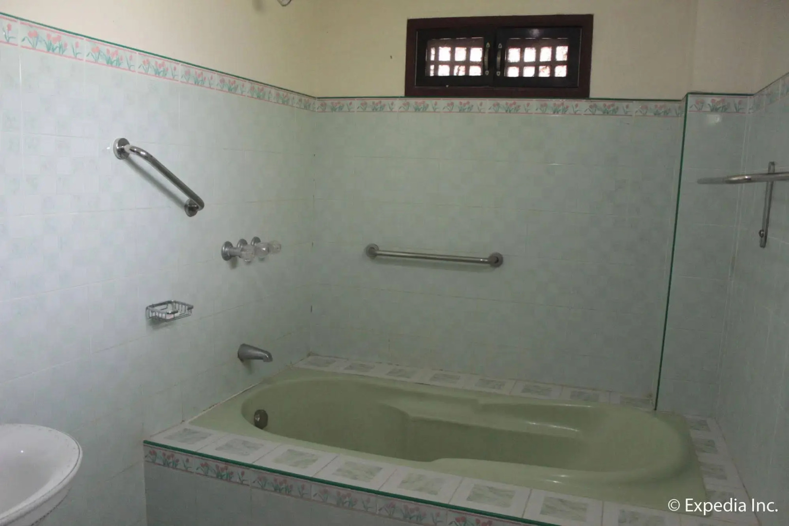 Grand Octagon Resort