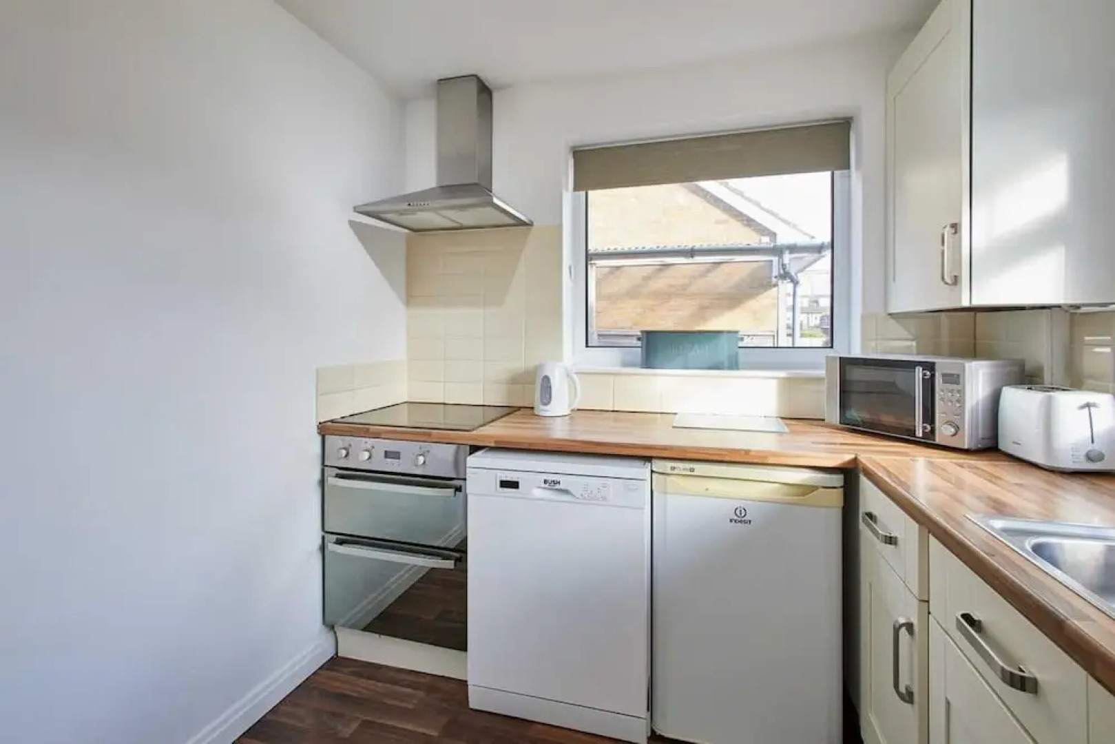 Host Stay Spring Gardens