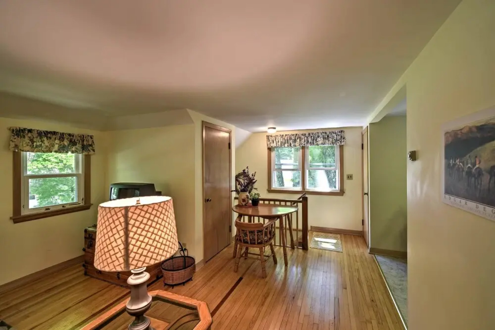 'the Carriage House:' Walk to Peninsula State Park