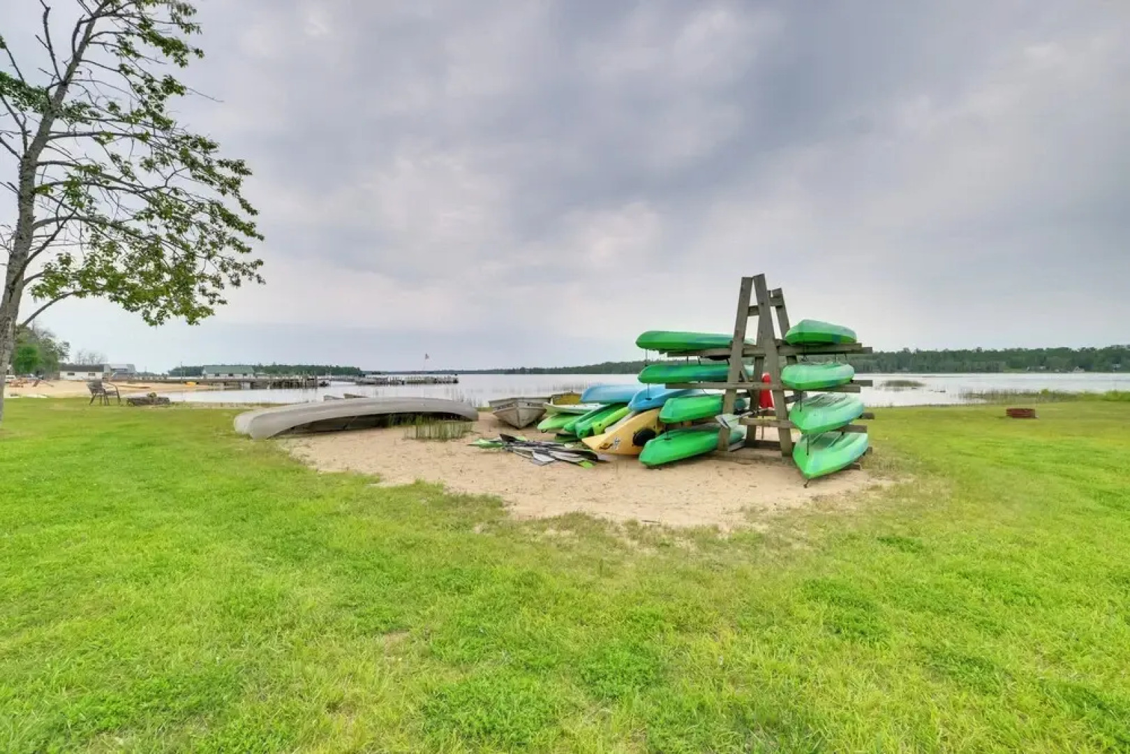 Sandy Beach & Sunset Views: Cedarville Cabin!
