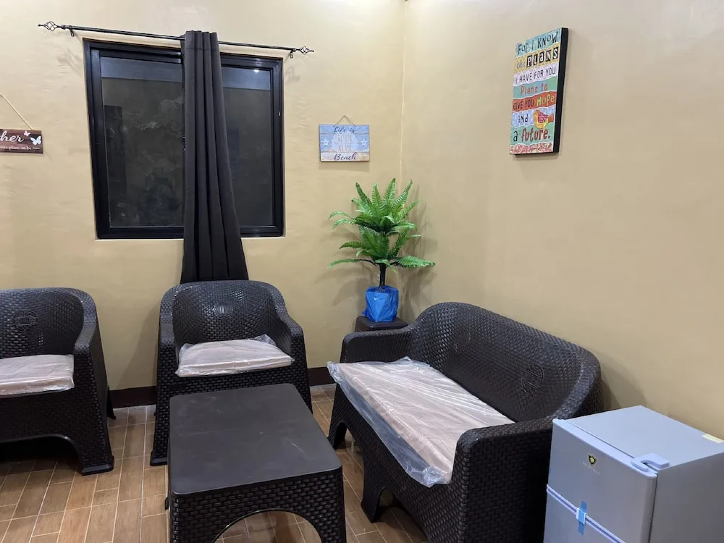 Natasha-Rey Beach Resort