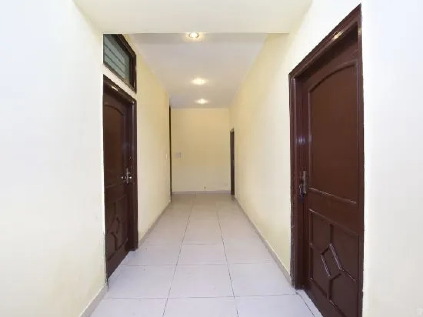 OYO 19765 Royal Guest House