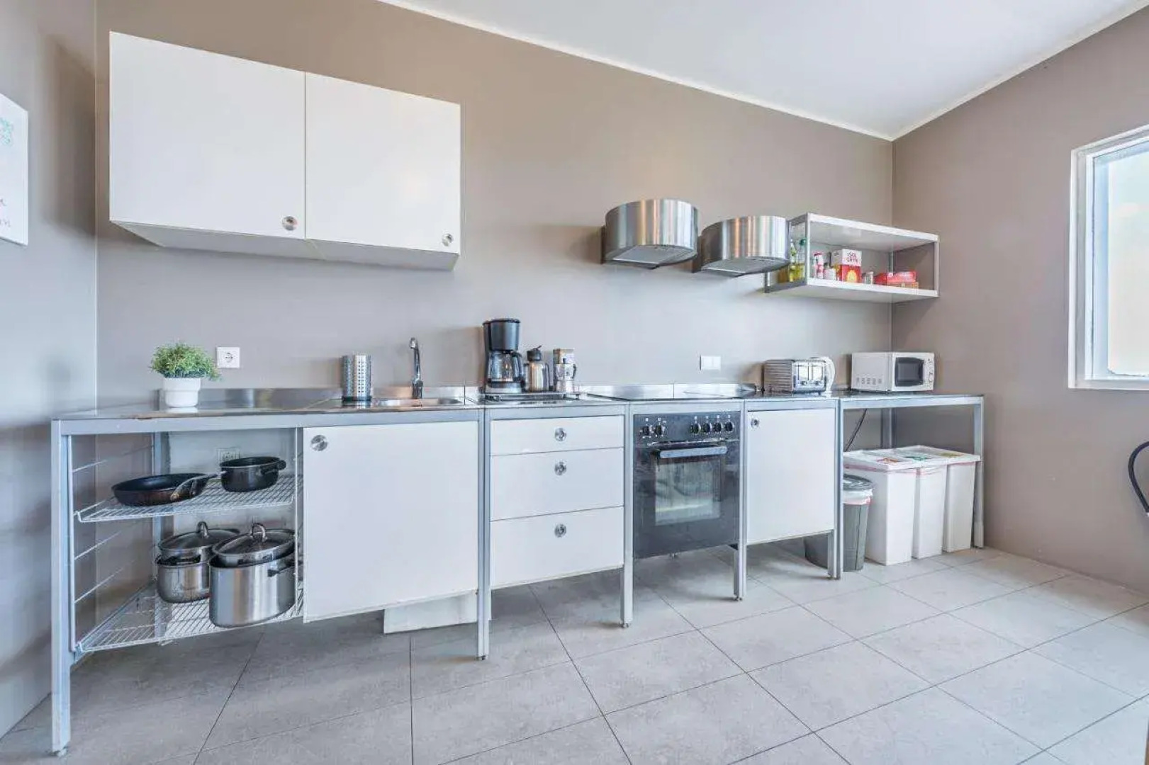 Stoð Guesthouse and apartments