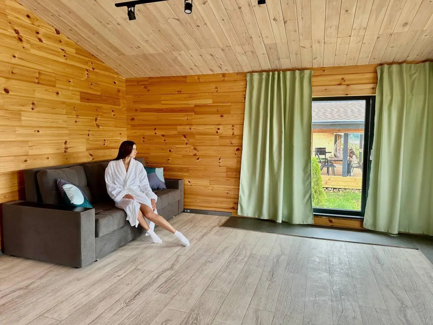 MARI HOLIDAY VILLAGE (Мари Холидей Вилладж)