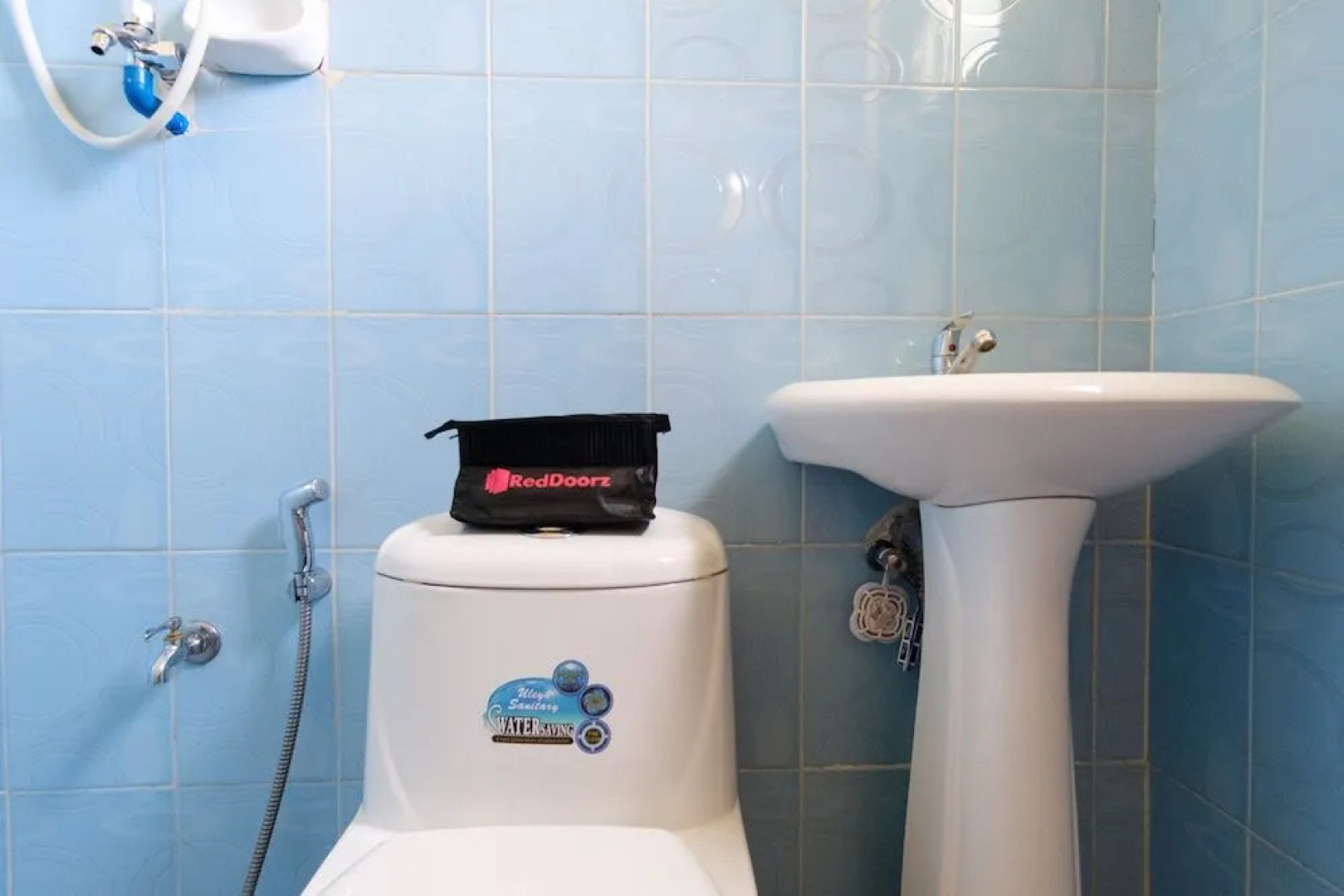 RedDoorz @ Poblacion 6 Coron