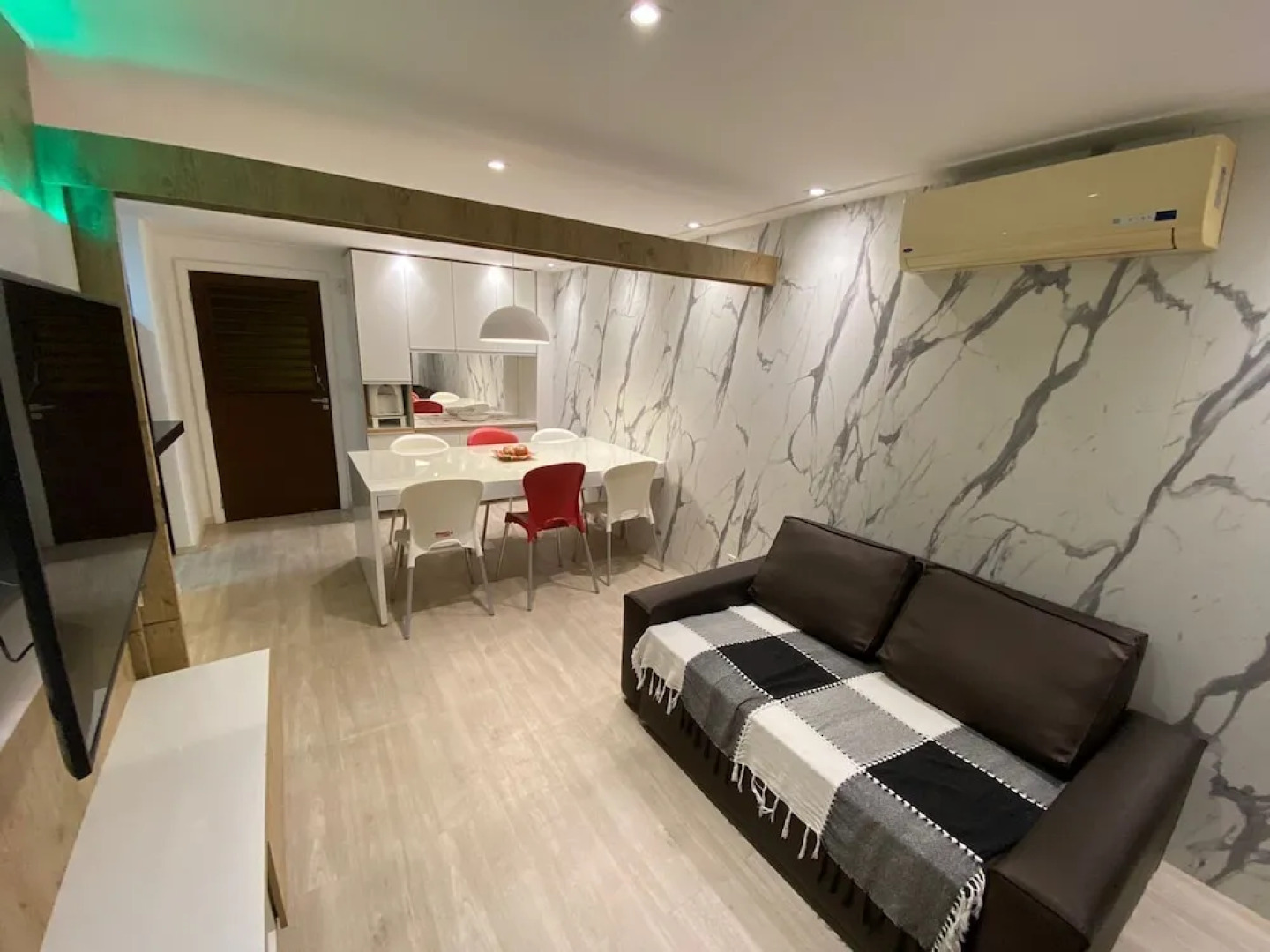 Apto em Barra Bali Resort Destino BSM 2