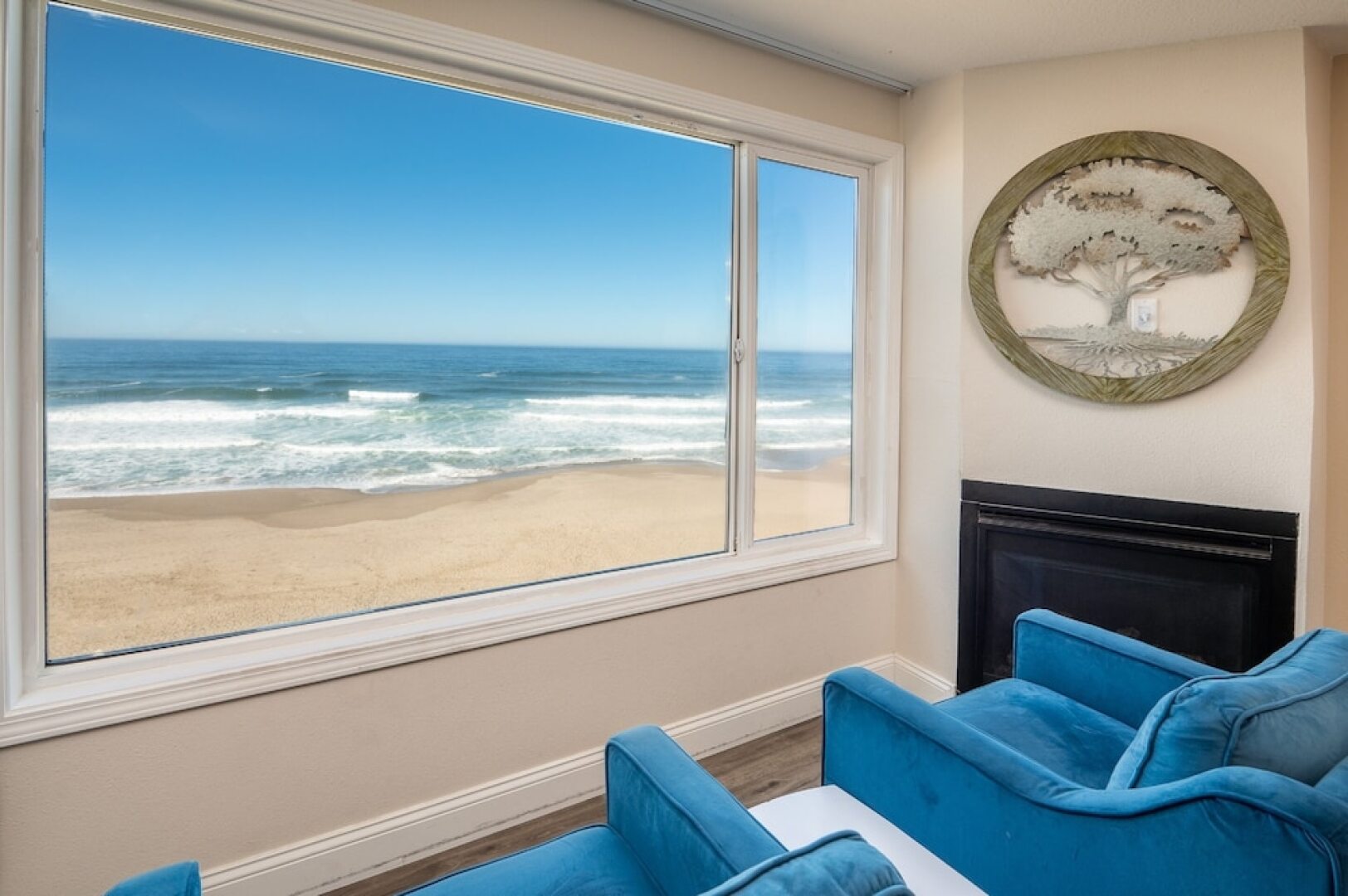 Sailor Jack's Oceanfront Inn