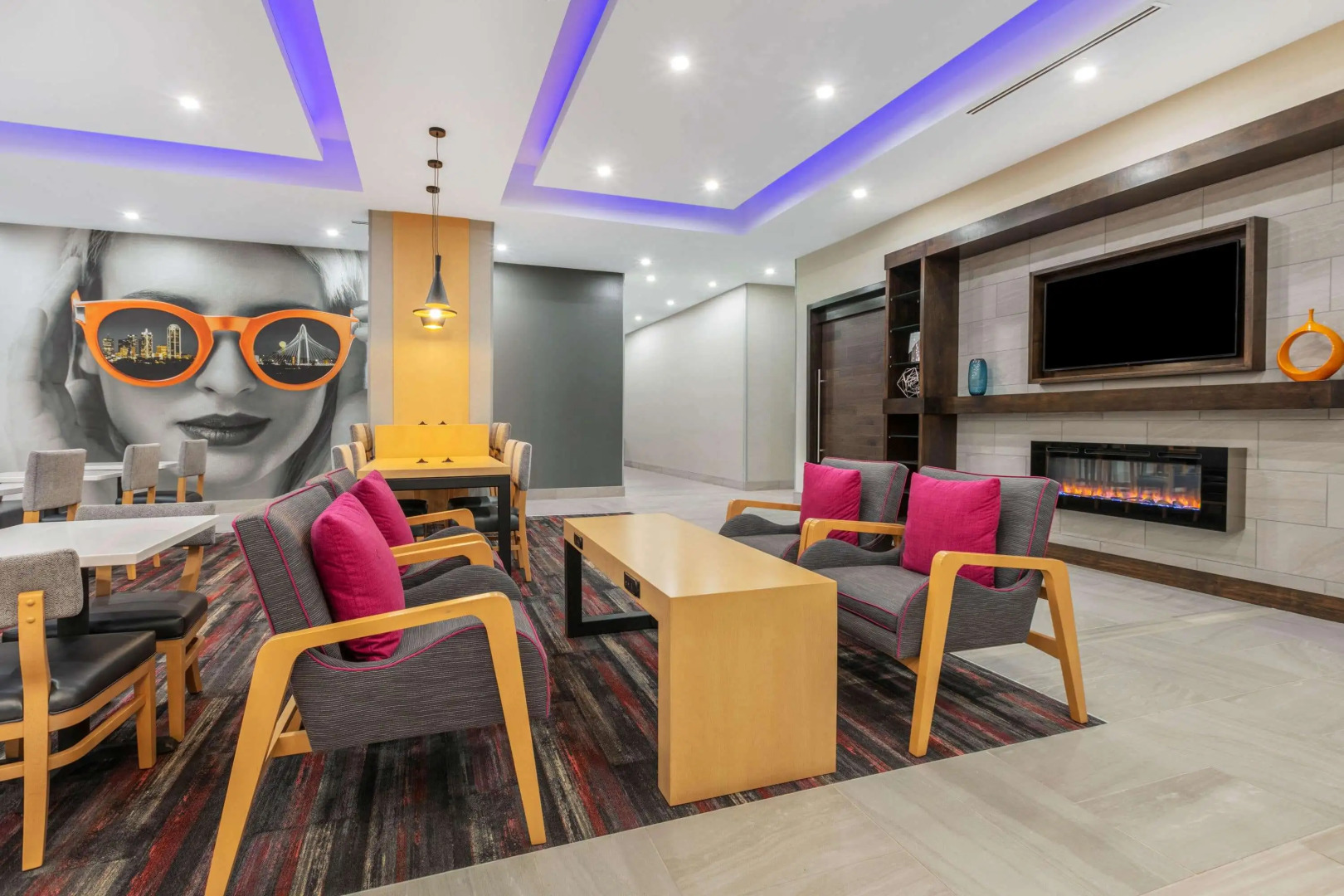 La Quinta Inn & Suites by Wyndham Lewisville