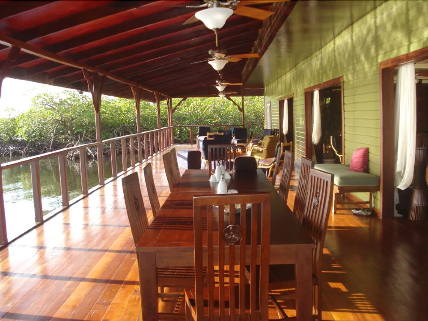 Laguna Azul Eco Lodge