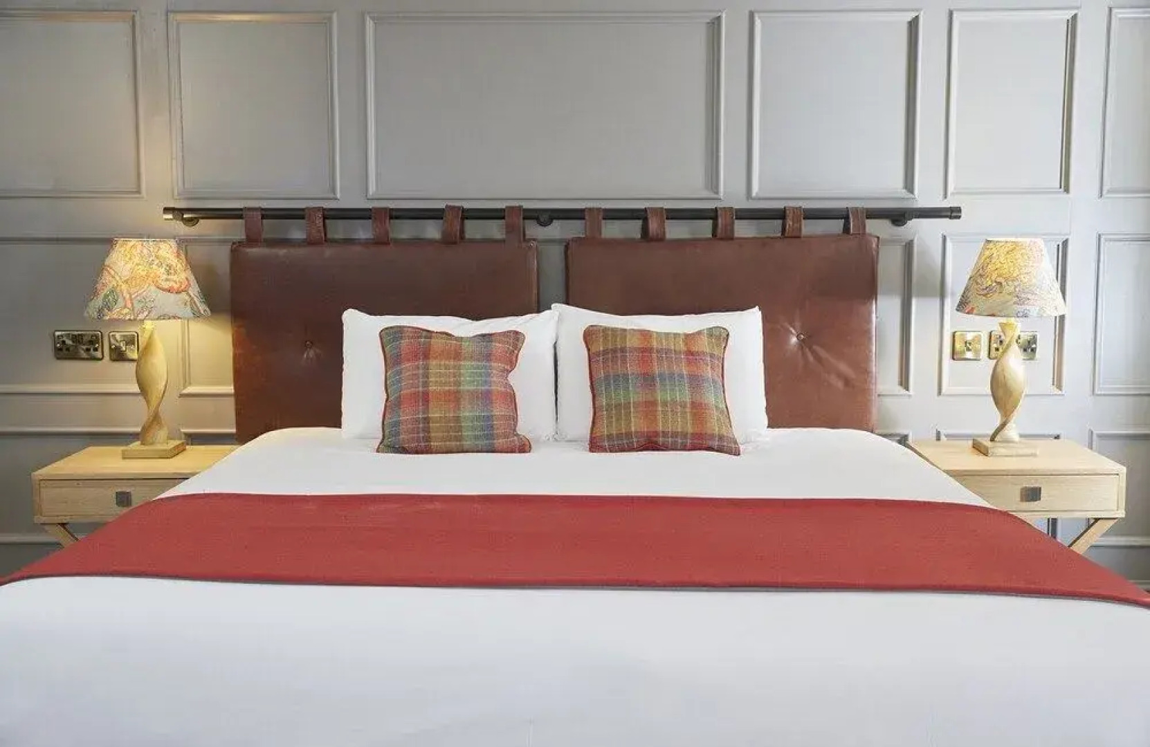 The Victoria, Menai Bridge