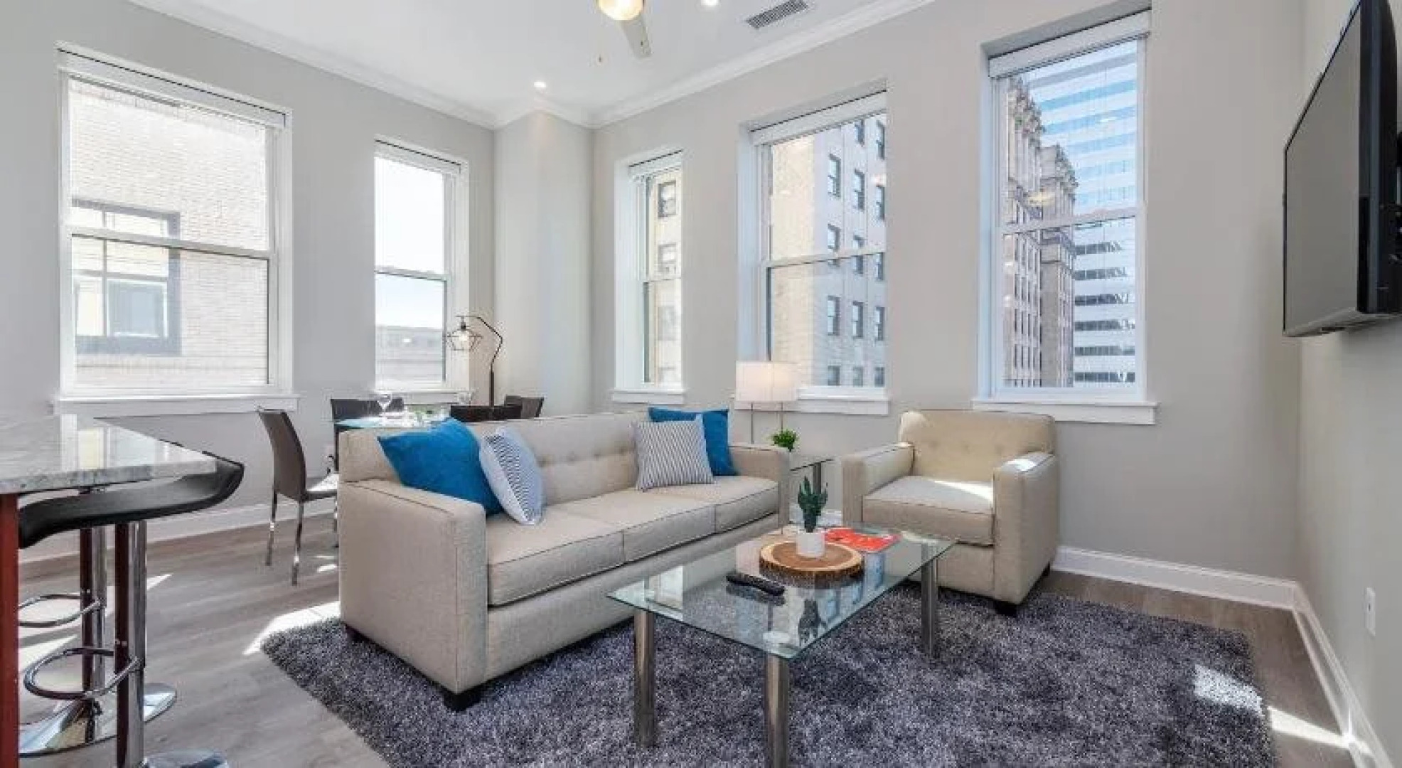 Global Luxury Suites Downtown Pittsburgh