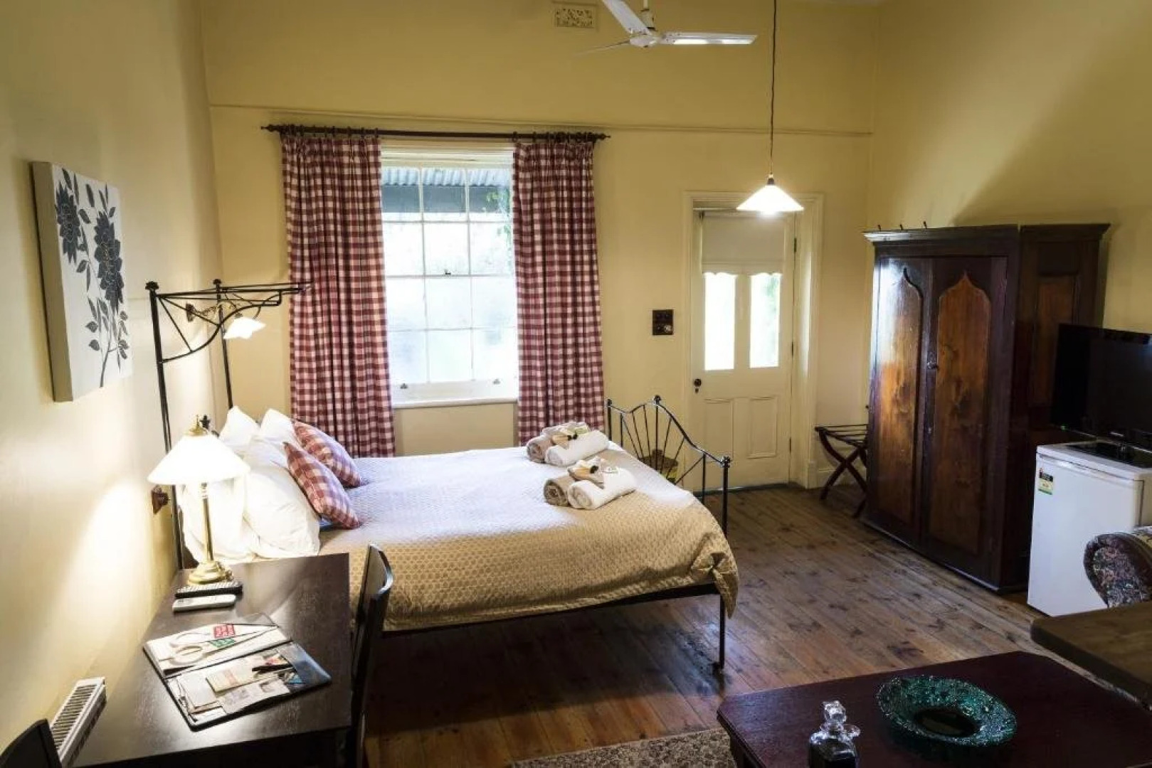 The Rising Sun Hotel