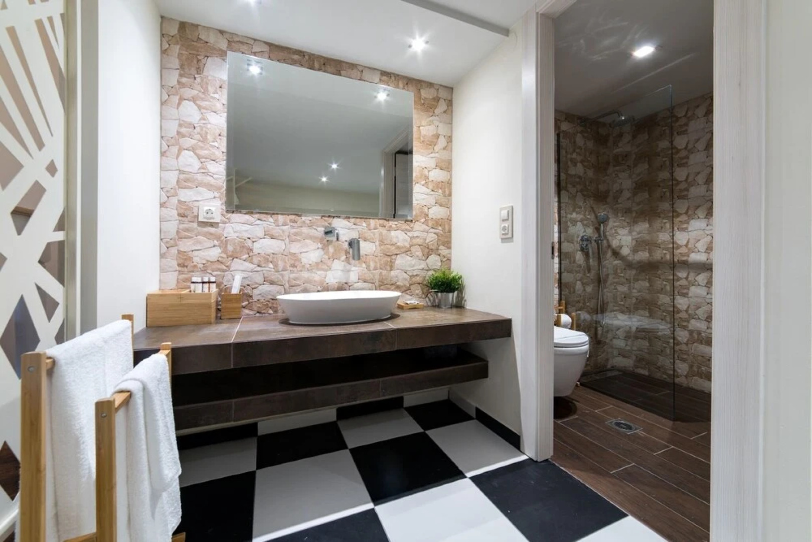 Oinoelia Luxury Suites & Residence