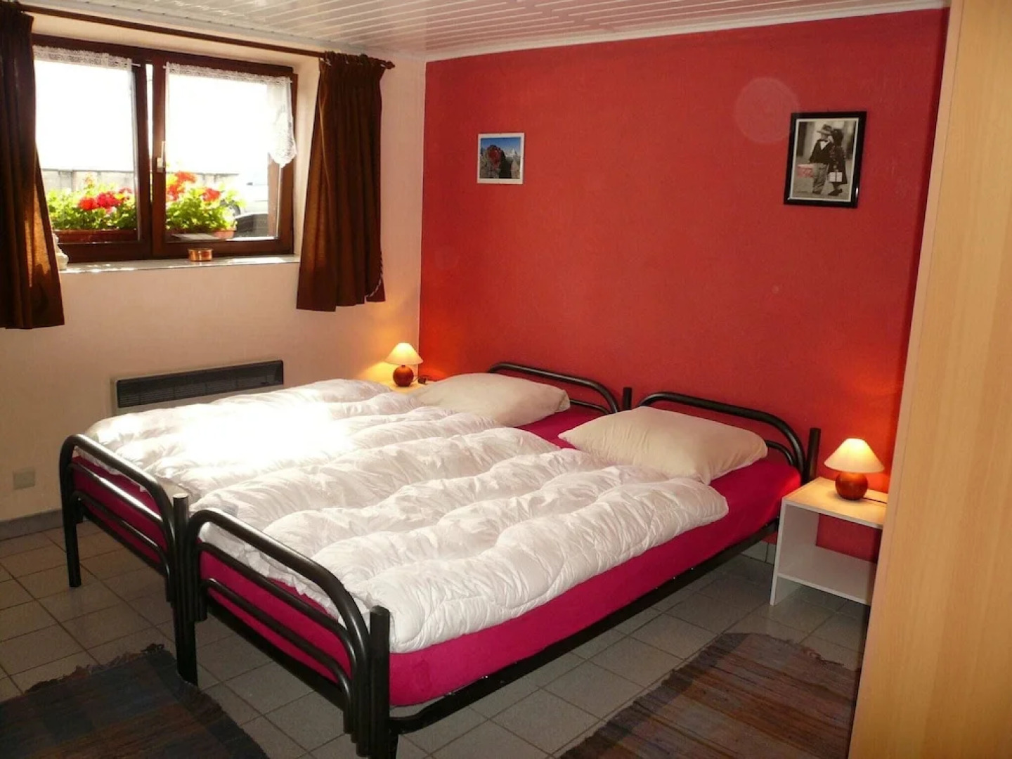 Child-friendly Holiday Home in Waimes with Sauna and Jacuzzi