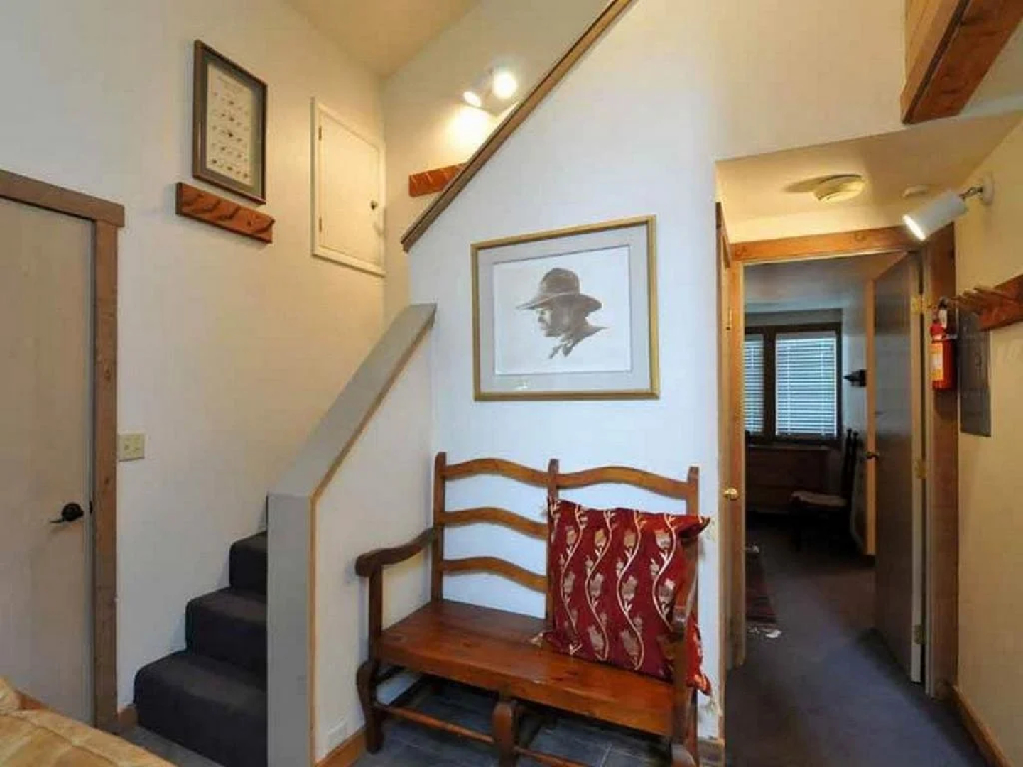 Greyhawk Condominiums Warm Springs, Great Location for Bike and Ski