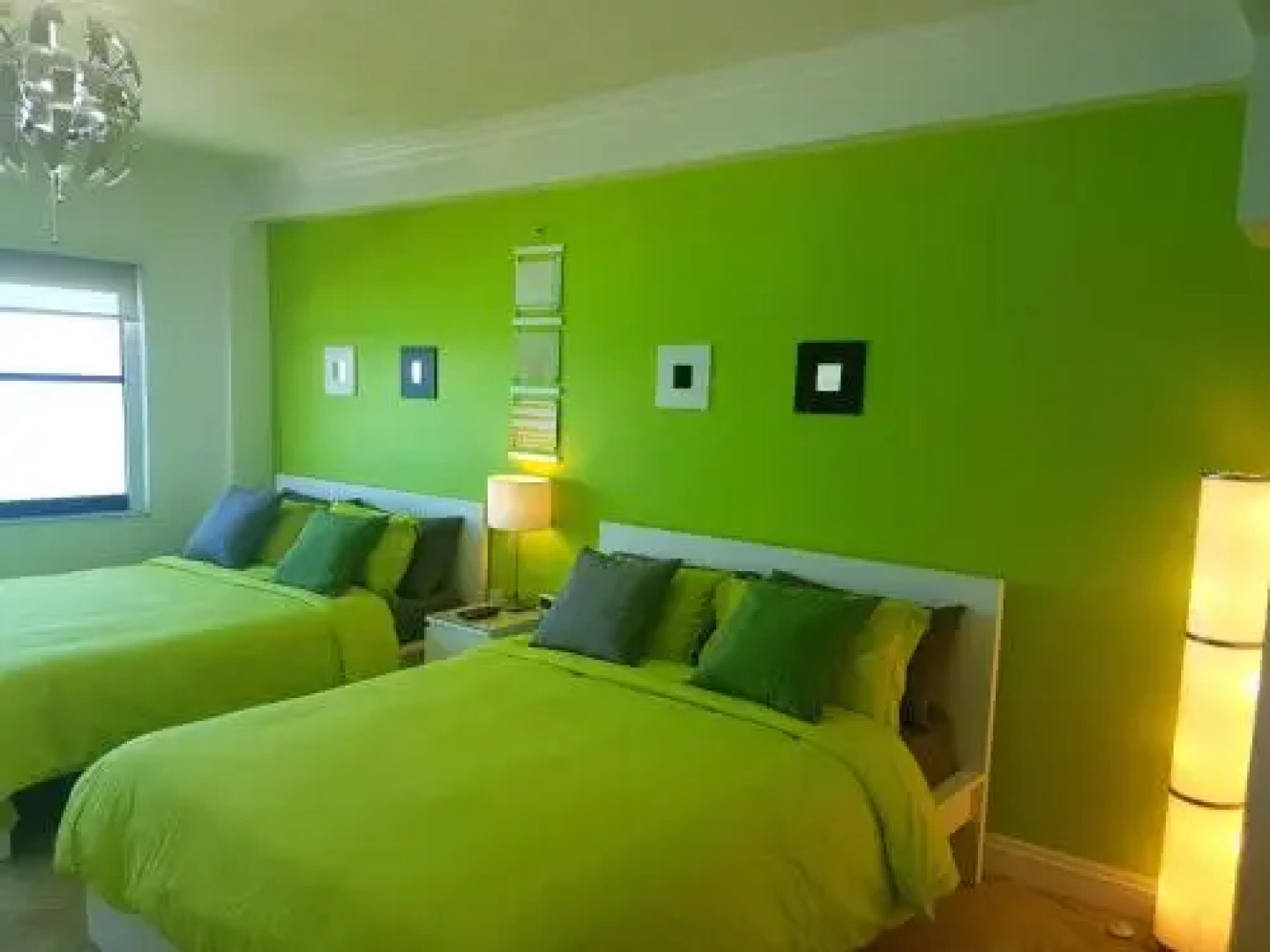 Miami Beach Suncoast Apartment III