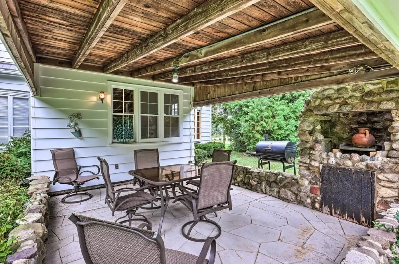 Sheboygan Home w/ Views of Lake & Lighthouse!
