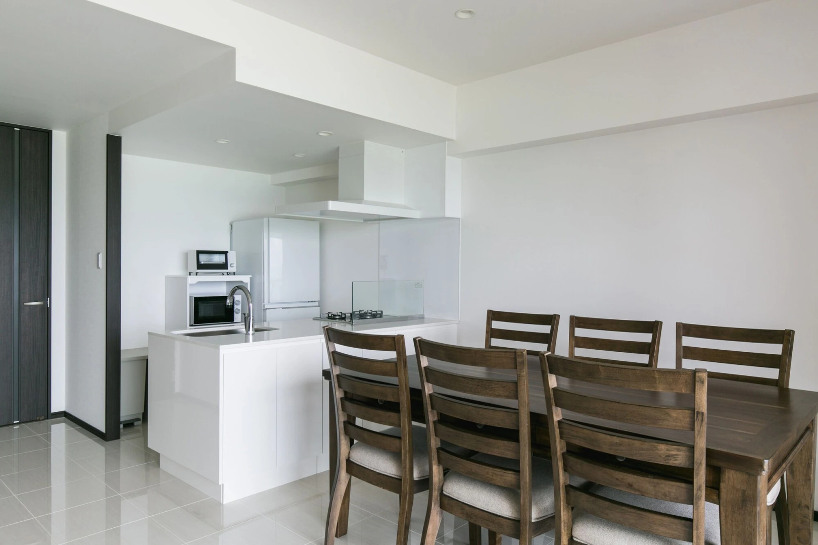 Hideout Okinawa Uruma