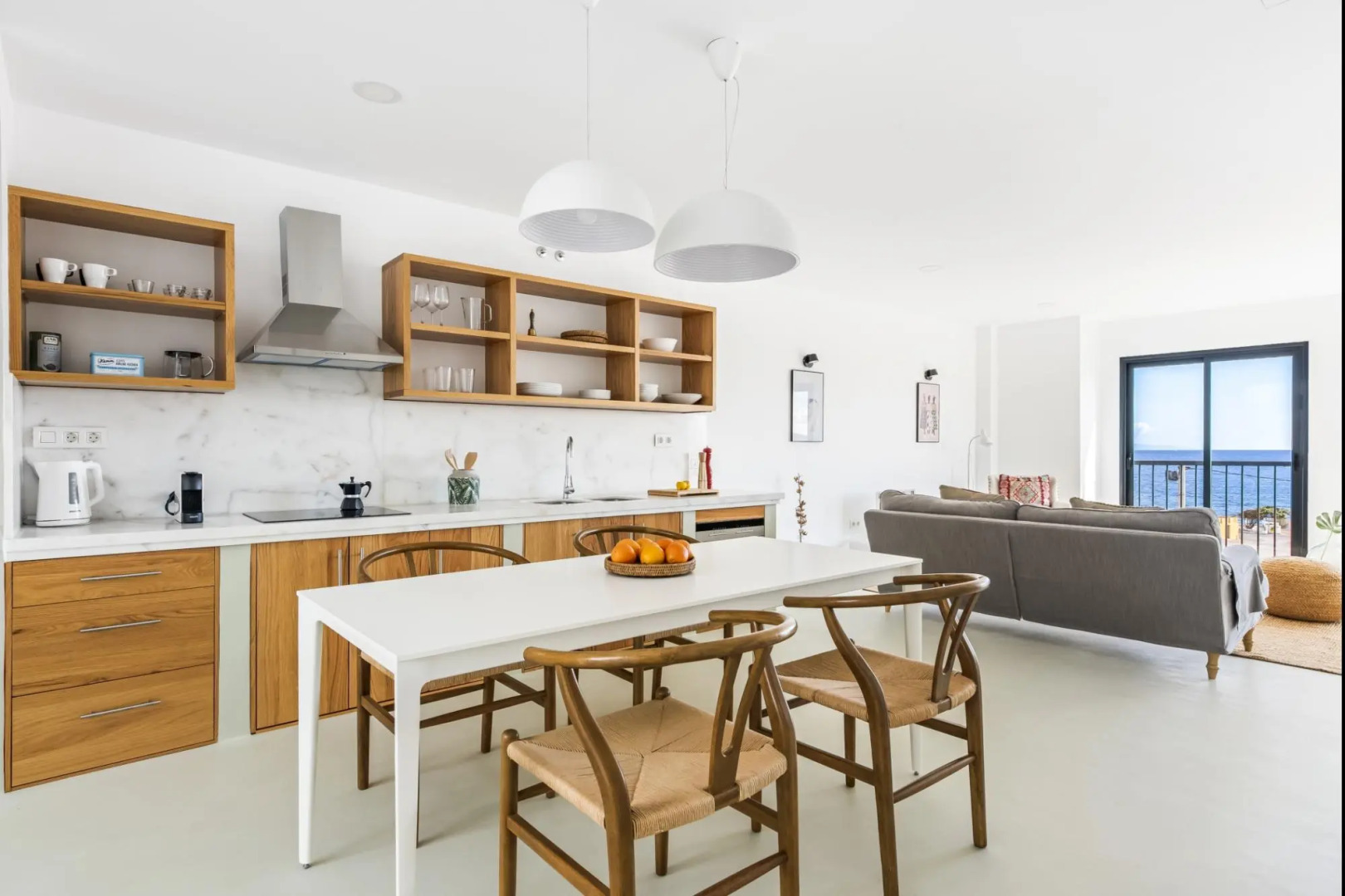 Design house with roof terrace ocean views