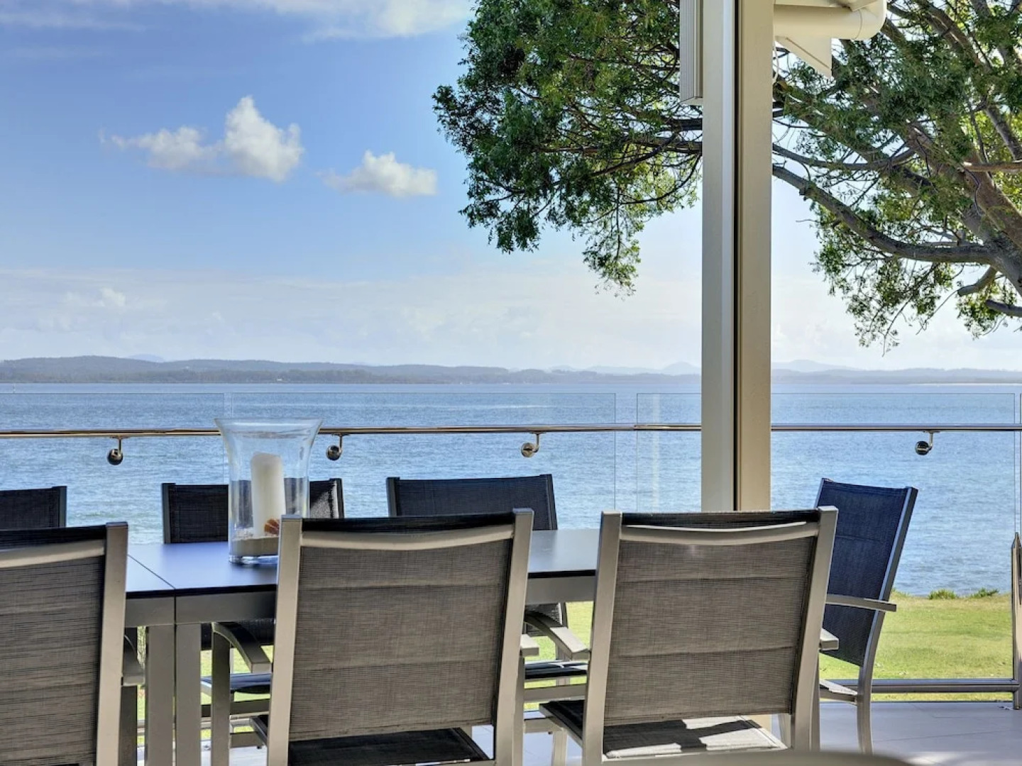 Stunning Waters Penthouse, Sandy Point Road, 46