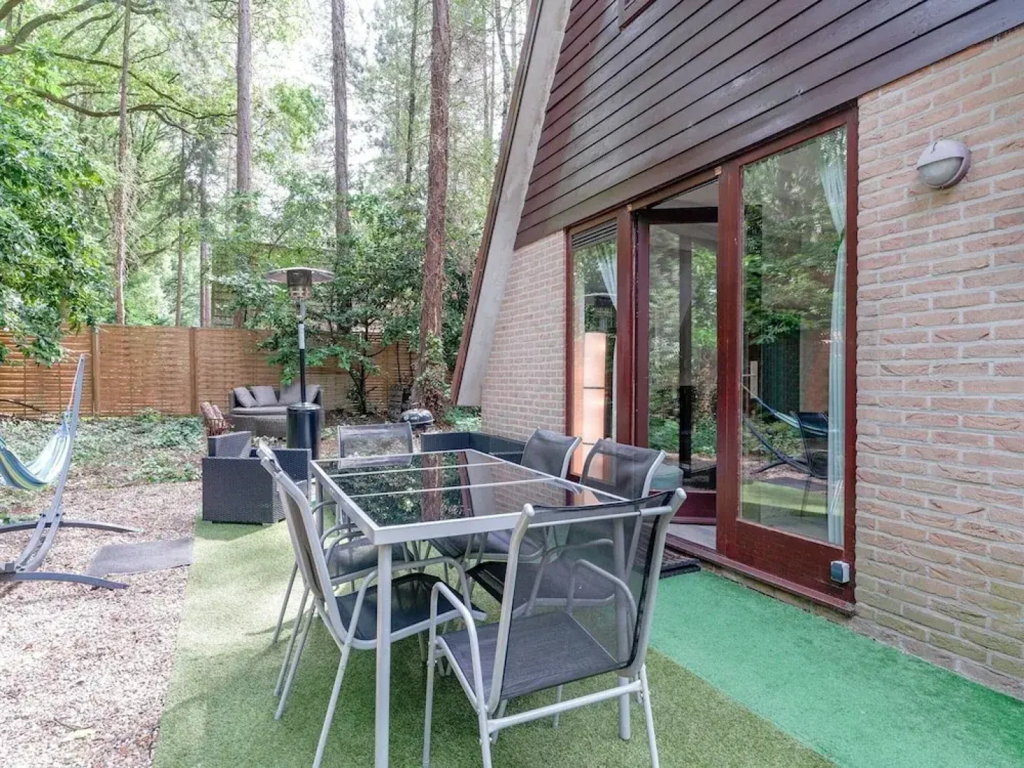 Welcoming Chalet in Rekem Tucked in Nature
