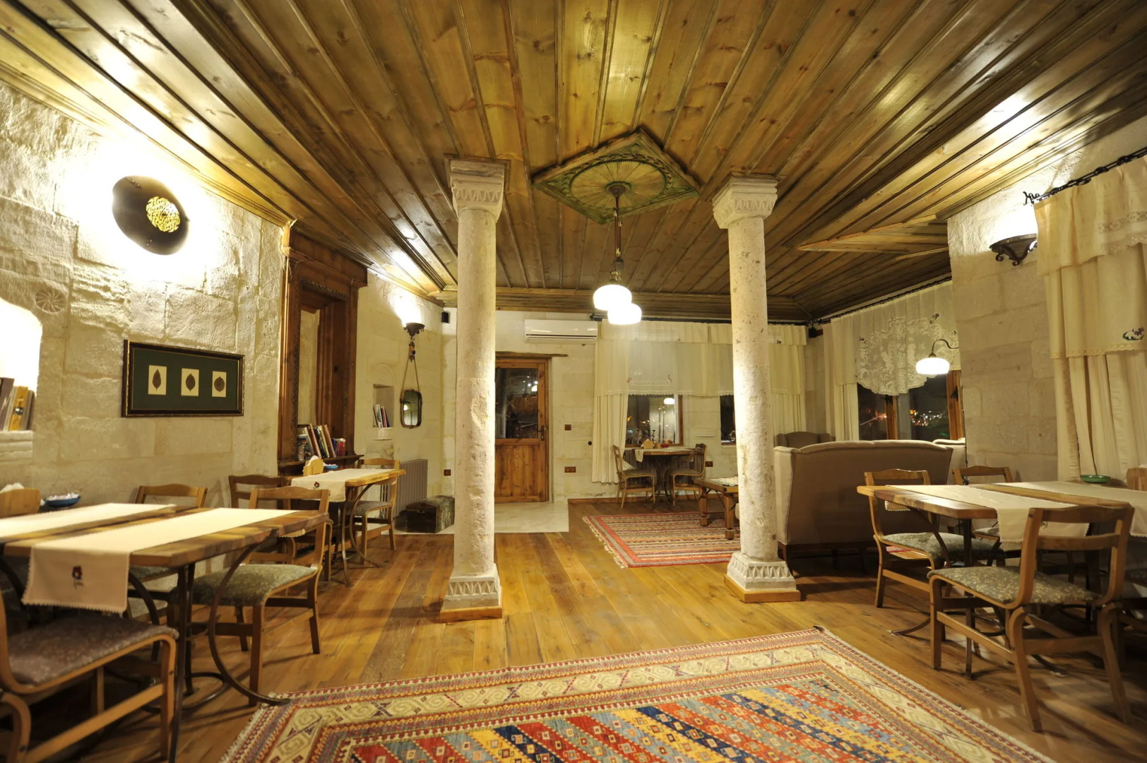 Terra Cave Hotel