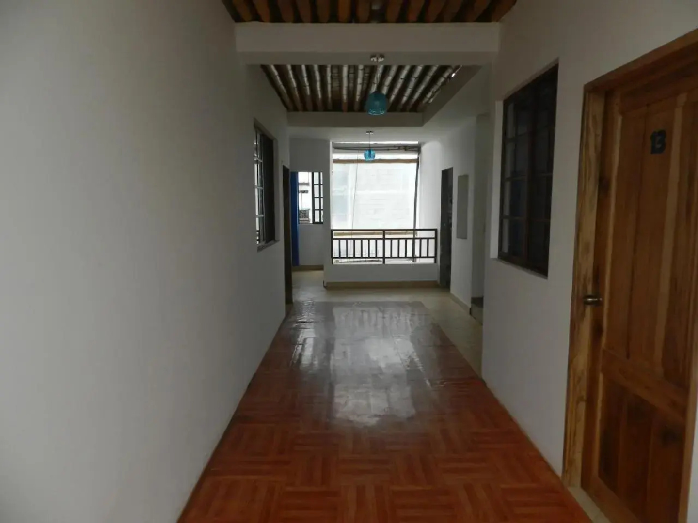 Hostal Yaku Montañita