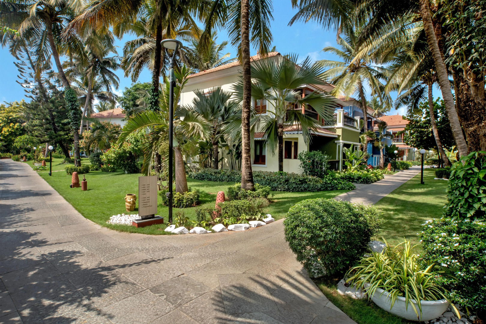 Radisson Blu Resort Goa Cavelossim Beach