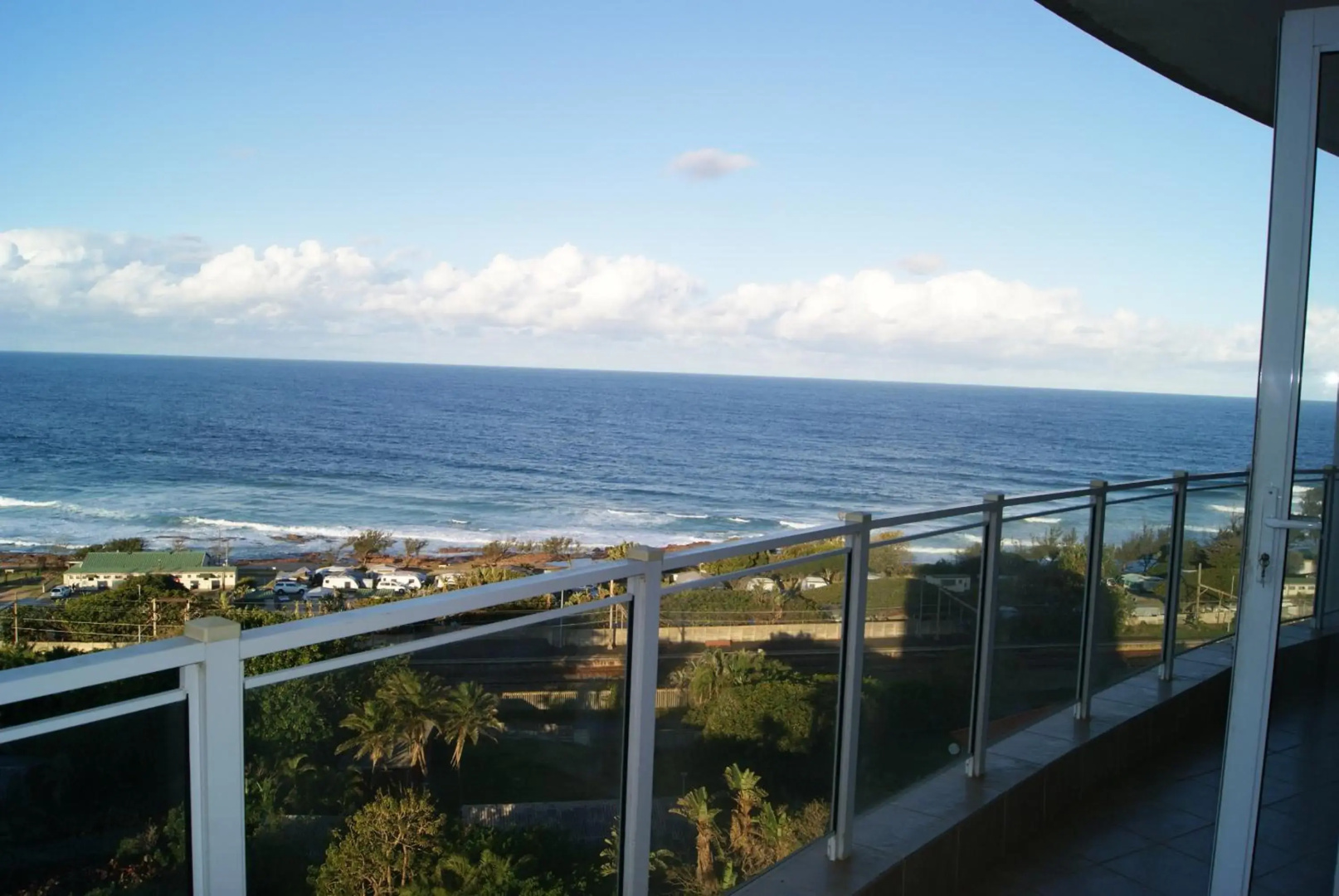 Luxury Apartment 23 @ Seahorse with 180° seaview
