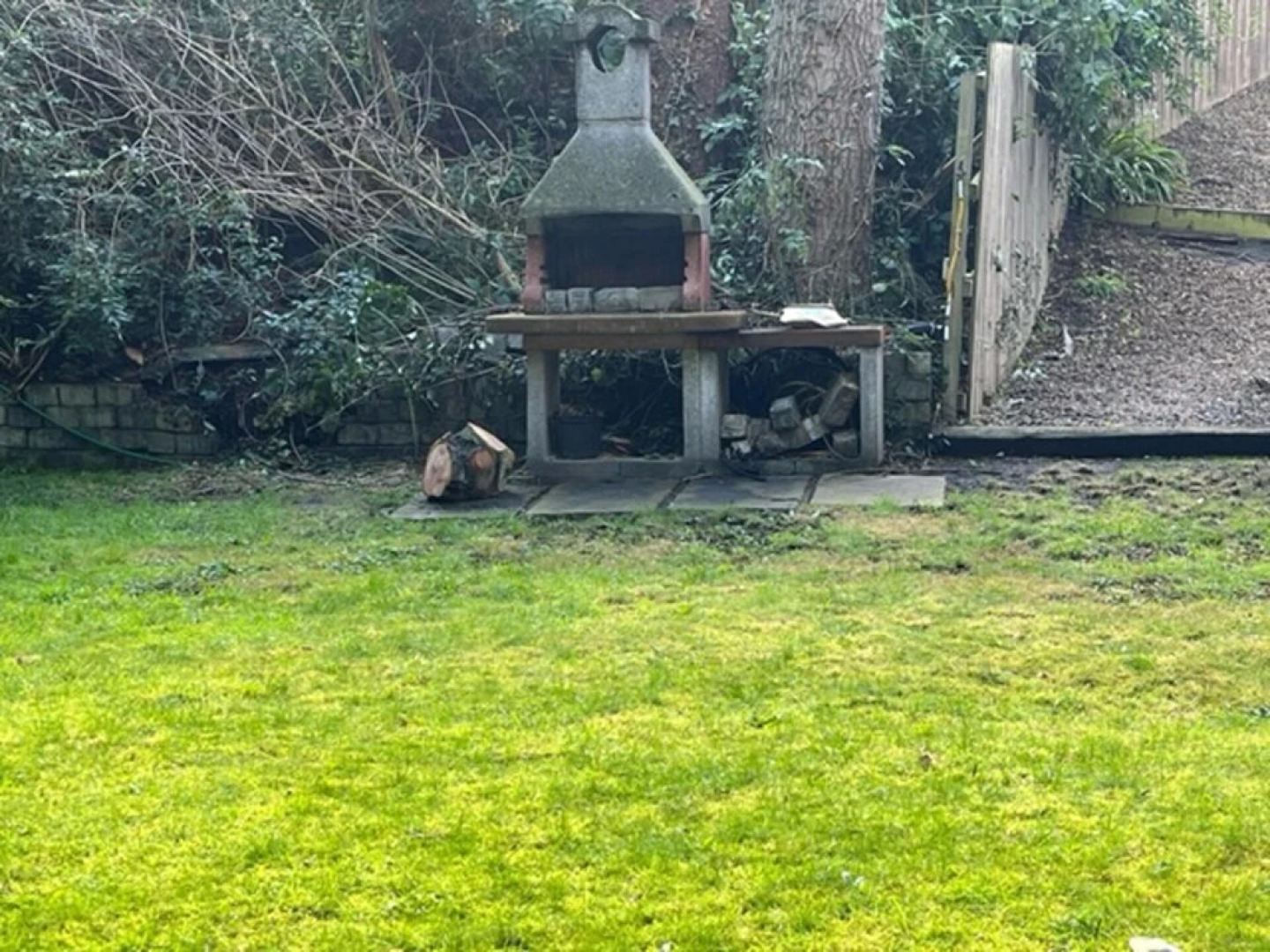 Blaydonburn - Sleeps 4,5 - Parking - Hottub - Yard