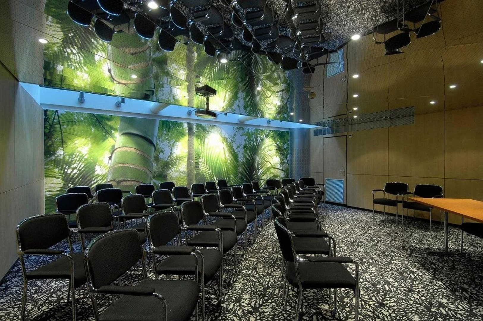 Hotel Alpha Palmiers by Fassbind