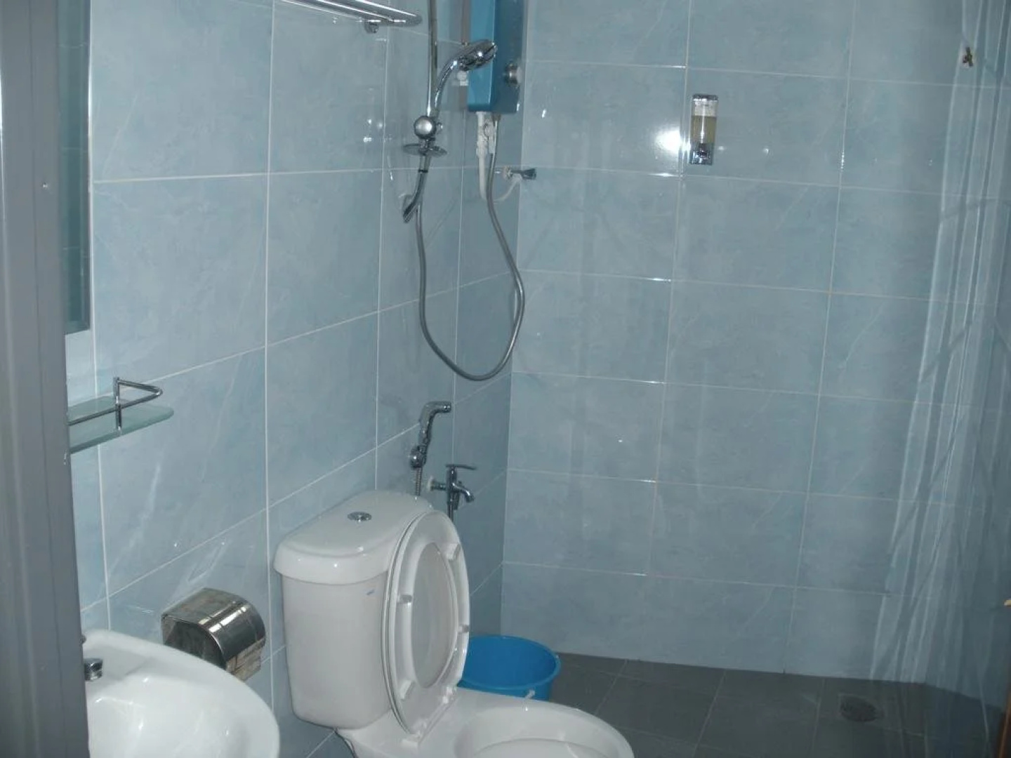 Super OYO 89930 Golden Guest House