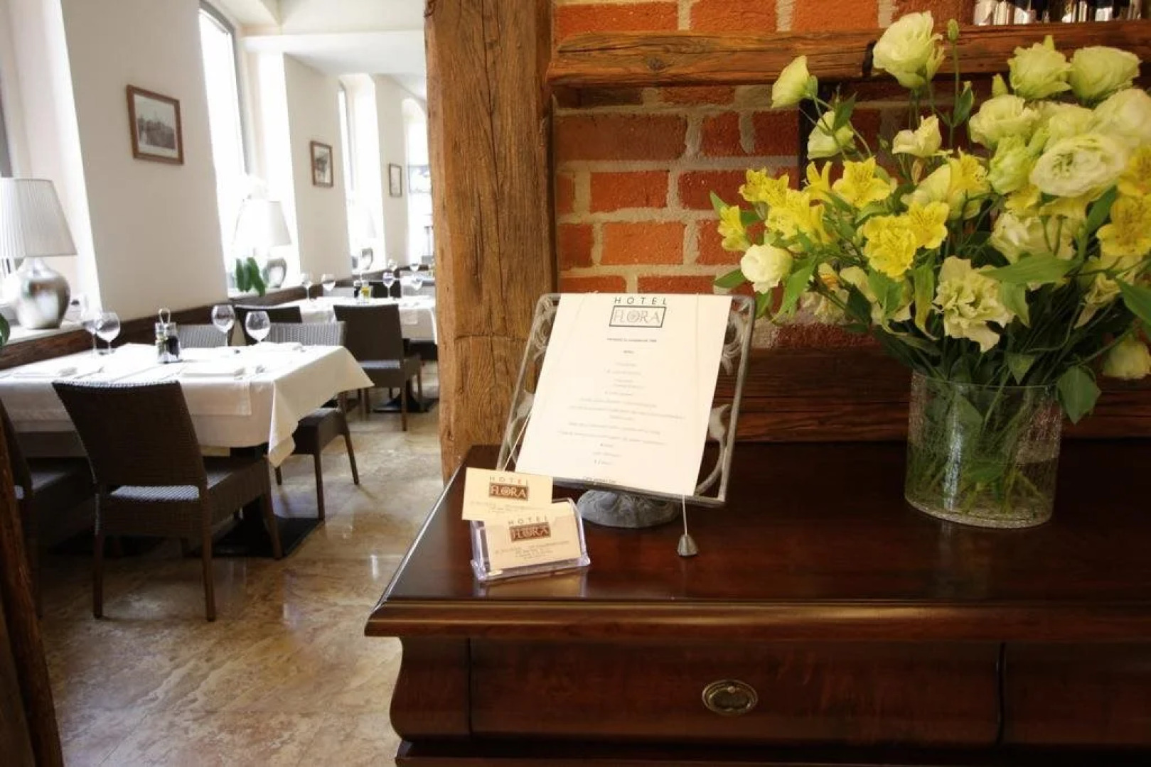 Hotel Flora