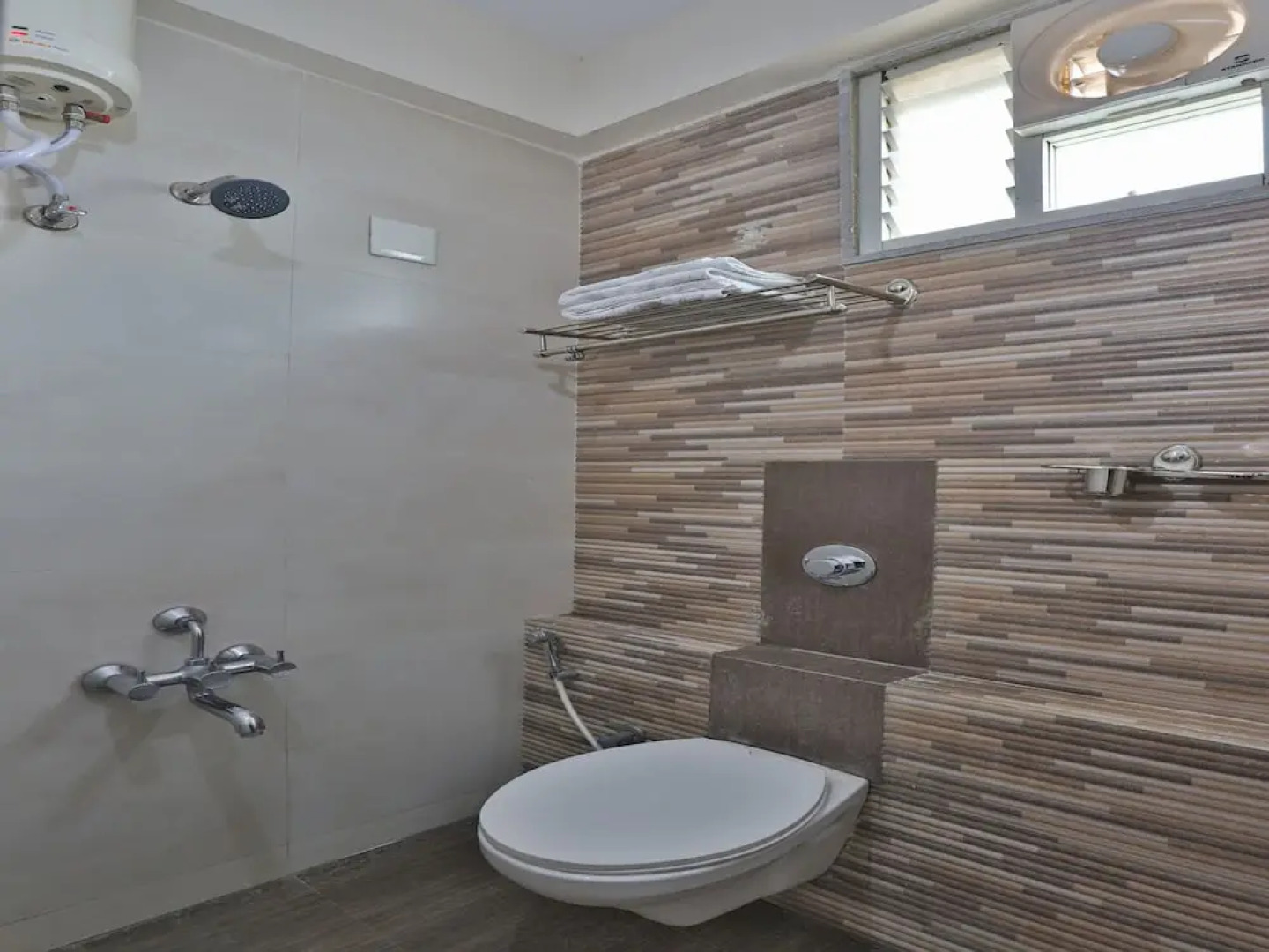 OYO 12309 Hotel Ananya