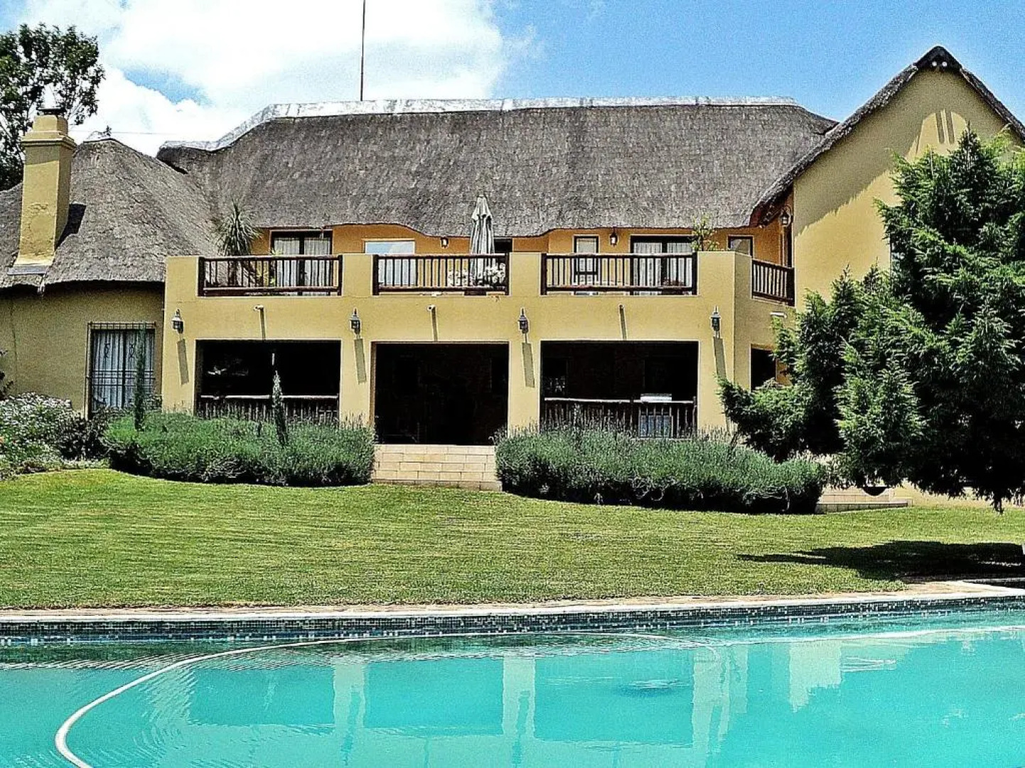 Blue Hills Lodge & Conference Centre