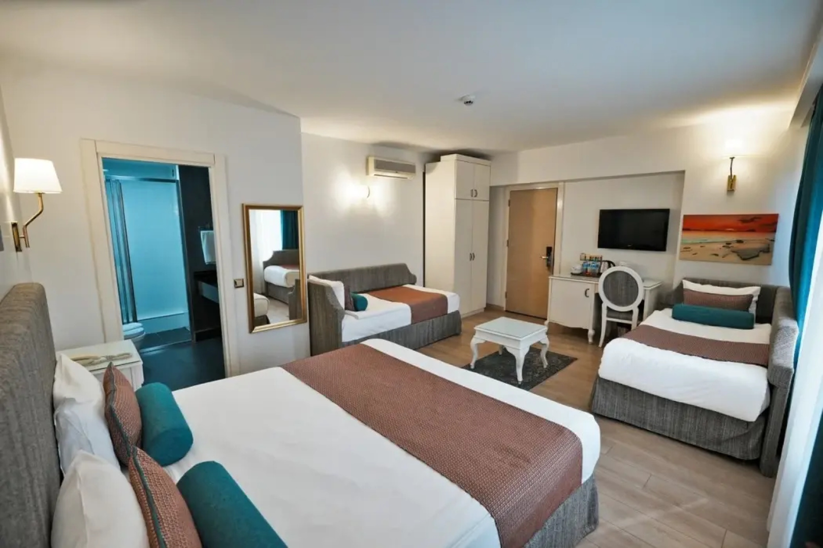 Taximtown Hotel