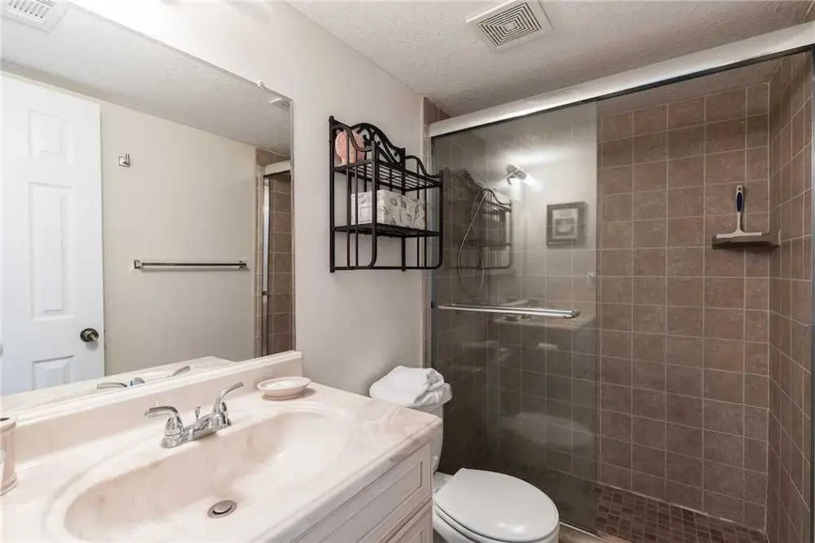 Starboard Light 1 - Two Bedroom Condo