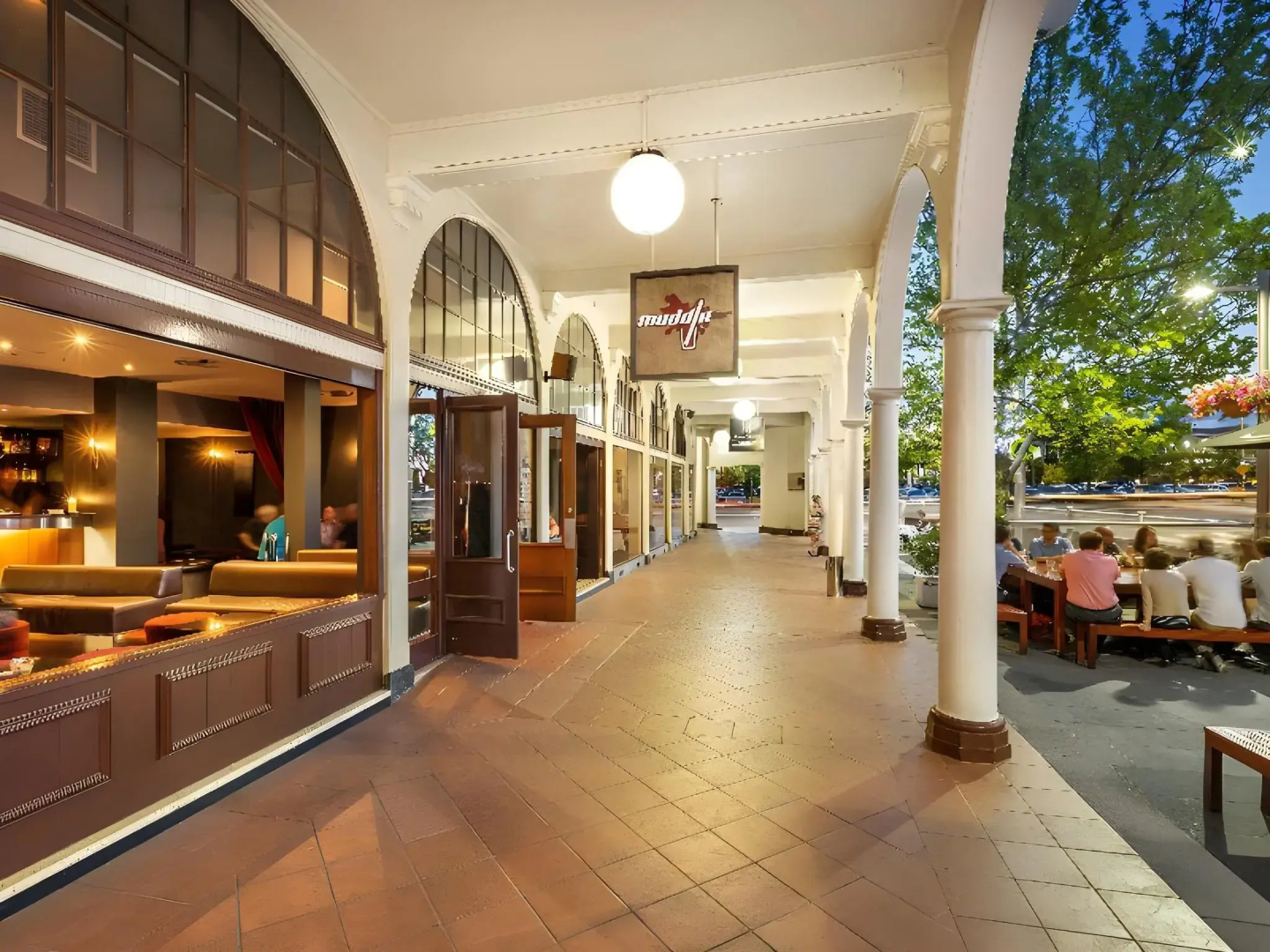 Quest Canberra
