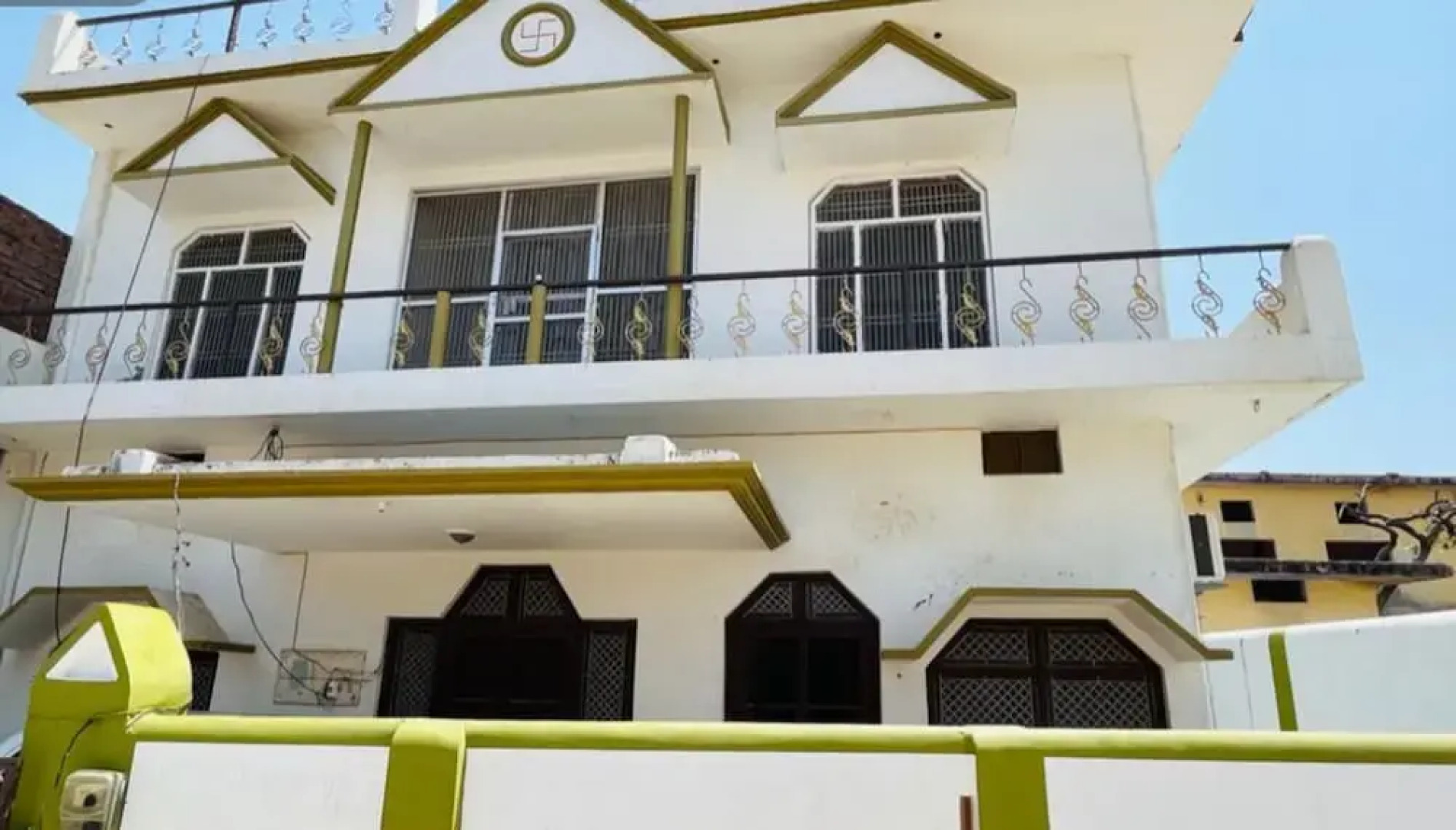 Goroomgo Ashoka Aashram Homestay Ayodhya